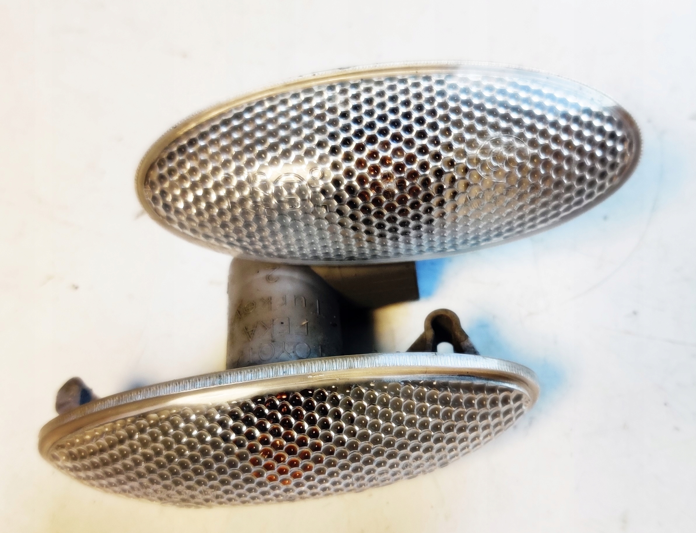 поворотник YARIS II Auris I COROLLA E15