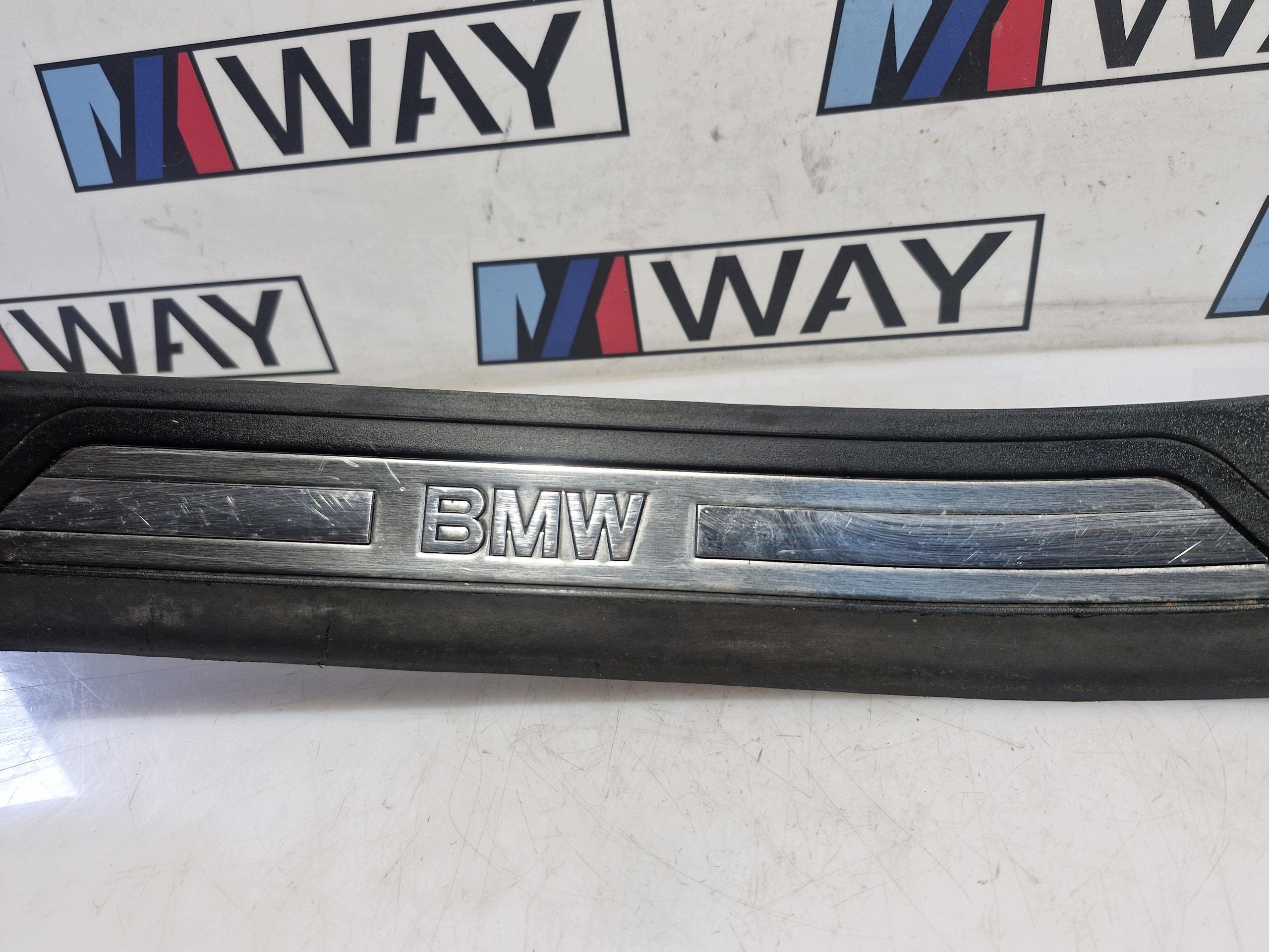 8178121 BMW 5 E39 moulding cap threshold rear part rear left