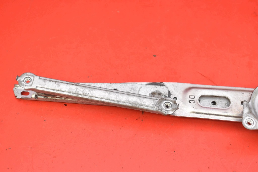 window regulator left front EU 85720-42120 TOYOTA RAV4 4 IV LIFT 15-20