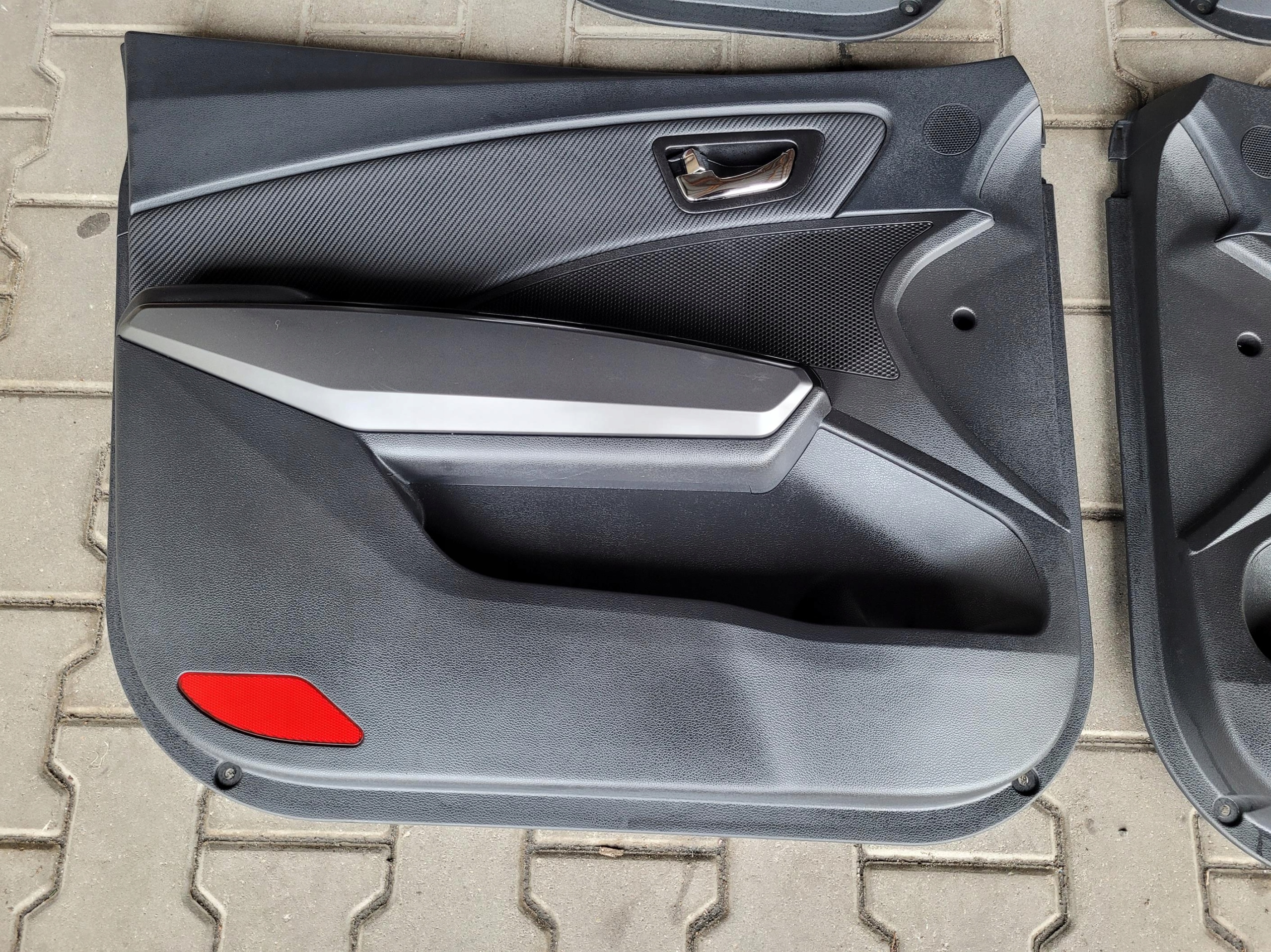 side door front rear part left right SSANGYONG TIVOLI XLV