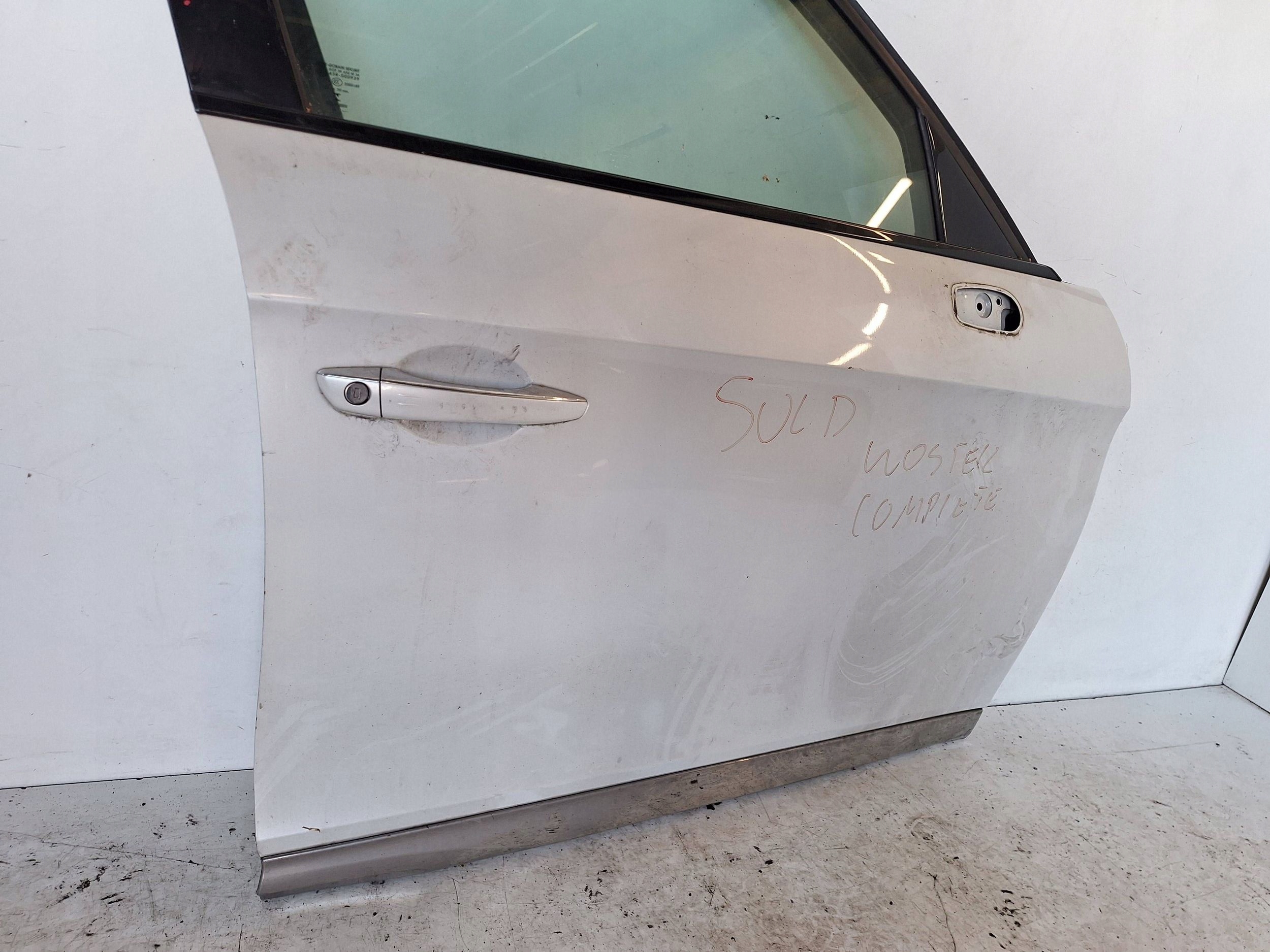CITROEN DS5 11-18 door right front