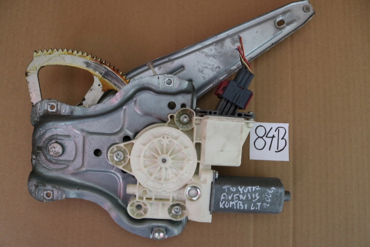 MECHANIZM PODNOSZENIA SZYBY LEWY TYŁ TOYOTA AVENSIS T25 KOMBI 2006R.