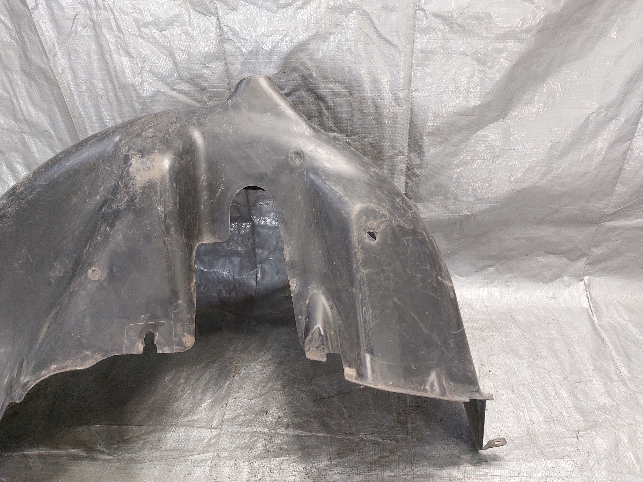 mudguard left rear. PEUGEOT 207 SW