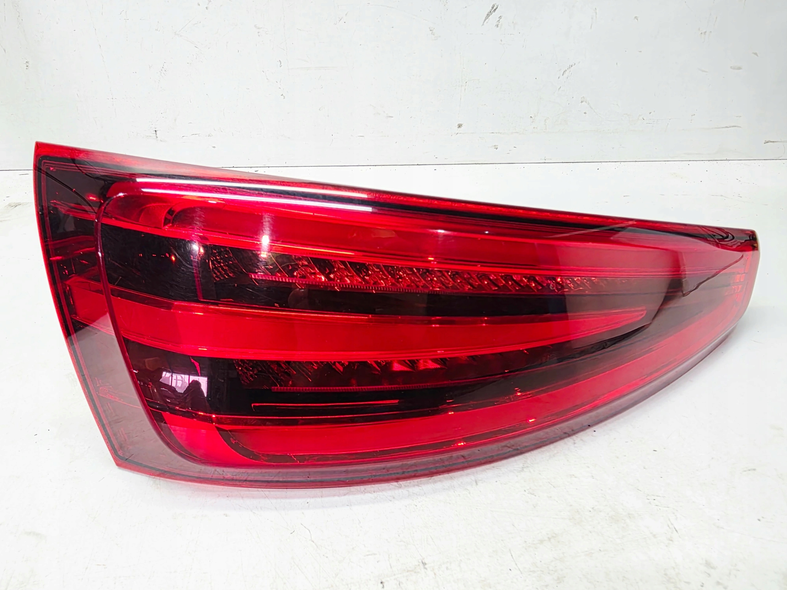 light left rear part LED AUDI Q3 8U 8U0945093H