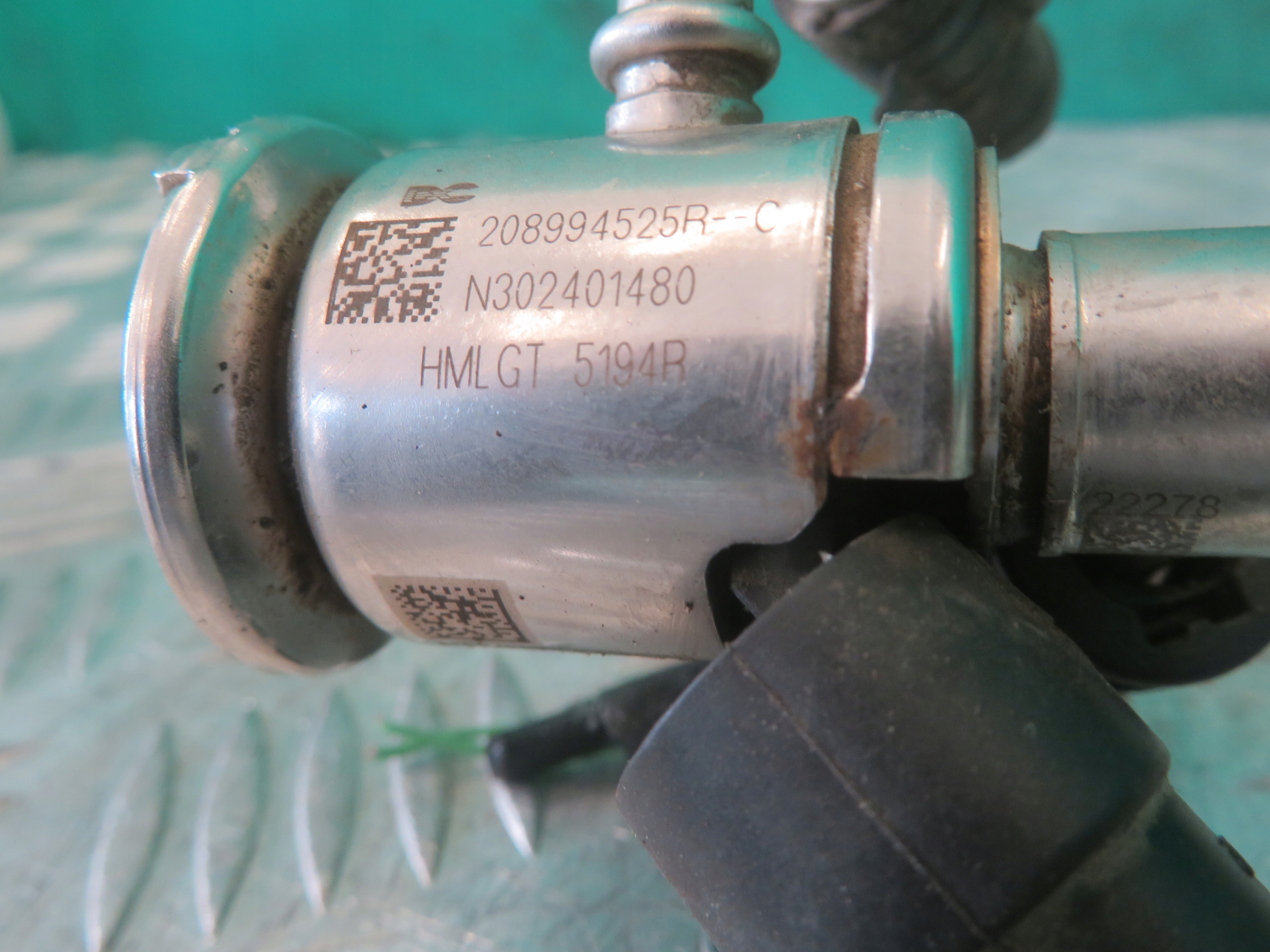 nozzle injector ADBLUE RENAULT TRAFIC 208994525R