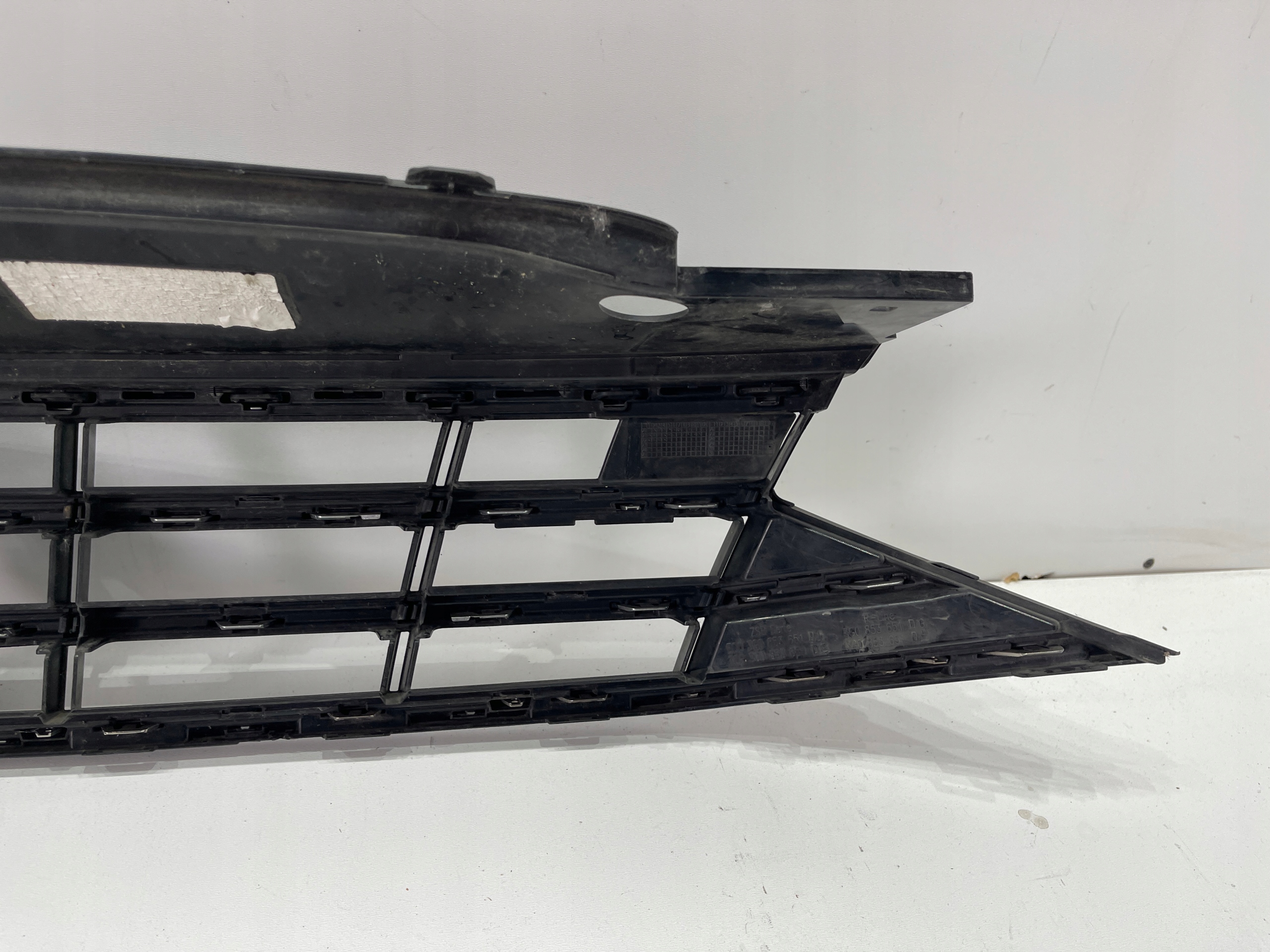 VW Passat B8 Kühlergrill FRONTGRILL Kühlergitter 3G0853651 - Thumbnail 8