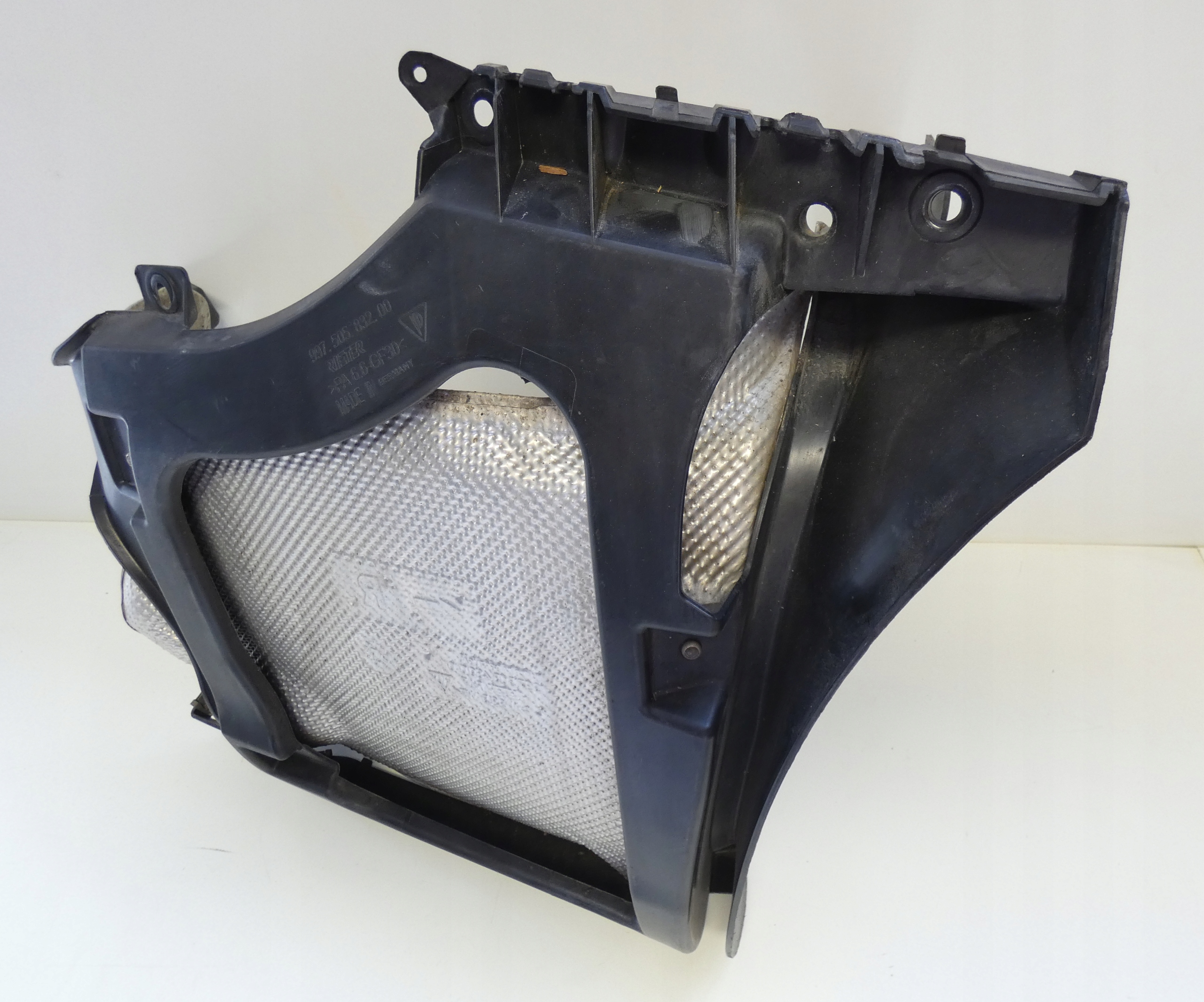 PORSCHE 911 997 99750583200 right right cover TERMICZNA bumper bracket