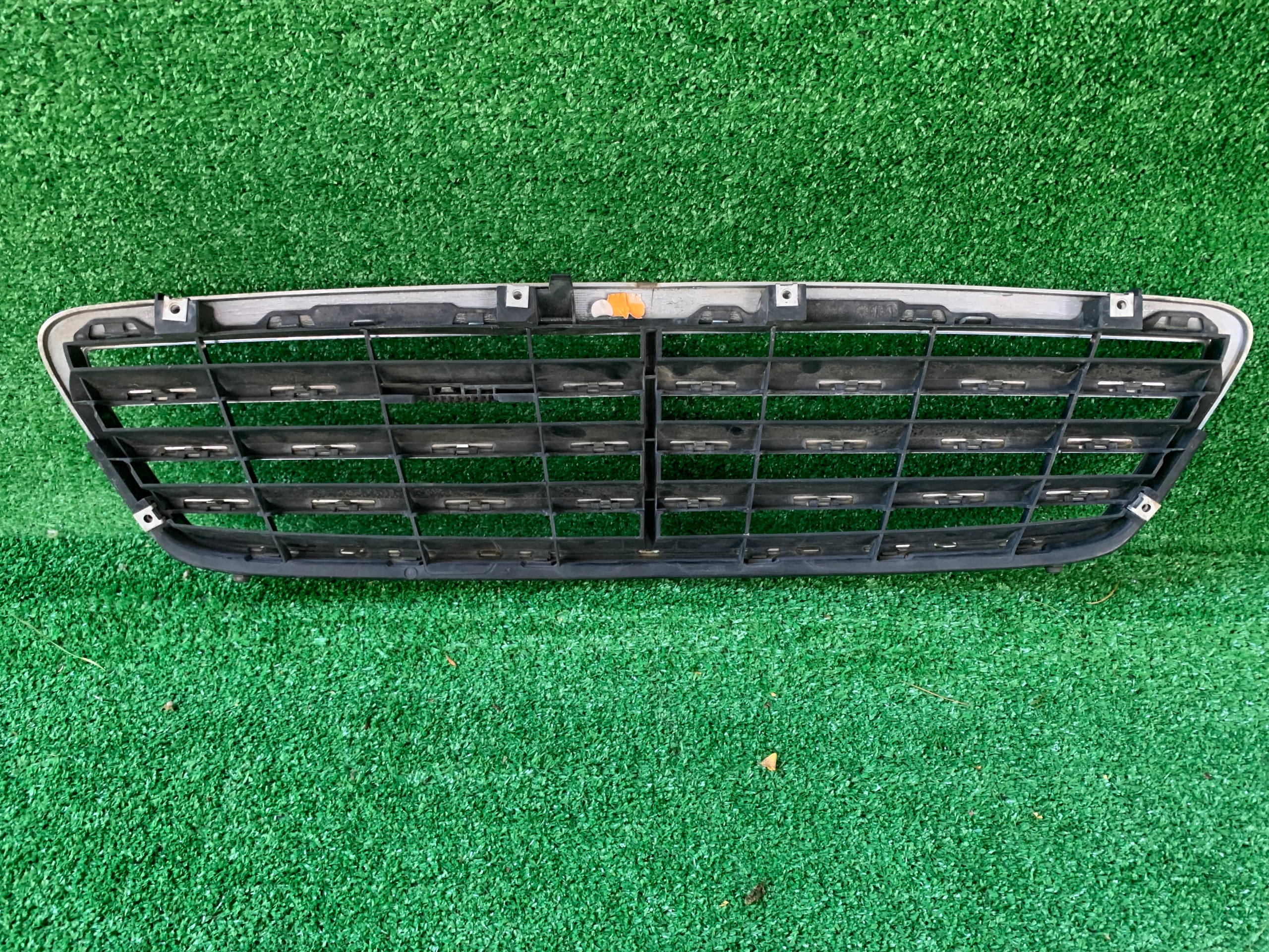 MERCEDES C W203 GRILLE