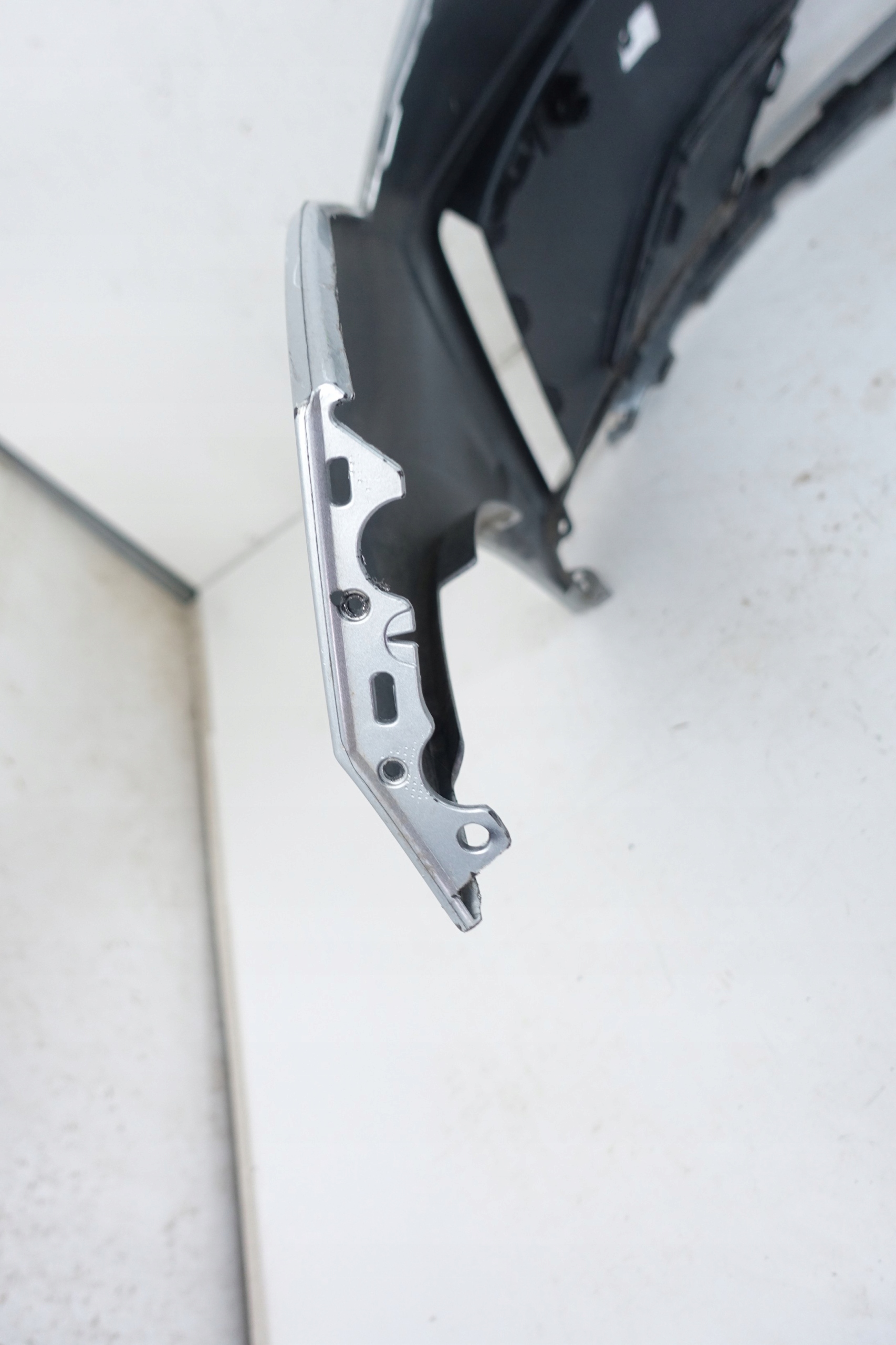 SKODA ENYAQ 5LA 2020- bumper front front 5LA807221