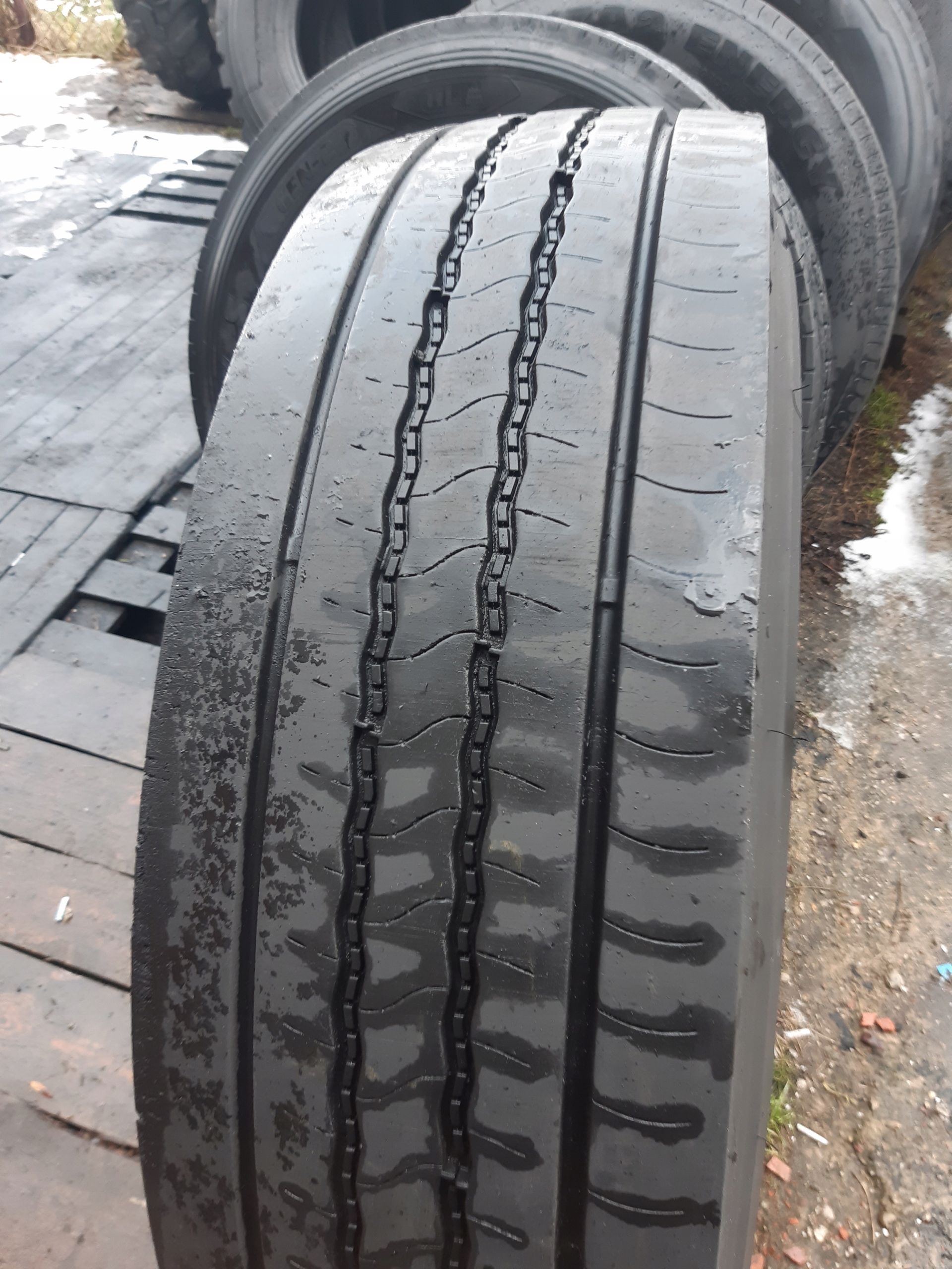295/80R22.5 Bridgestone R-Steer 001 przód Marka Bridgestone