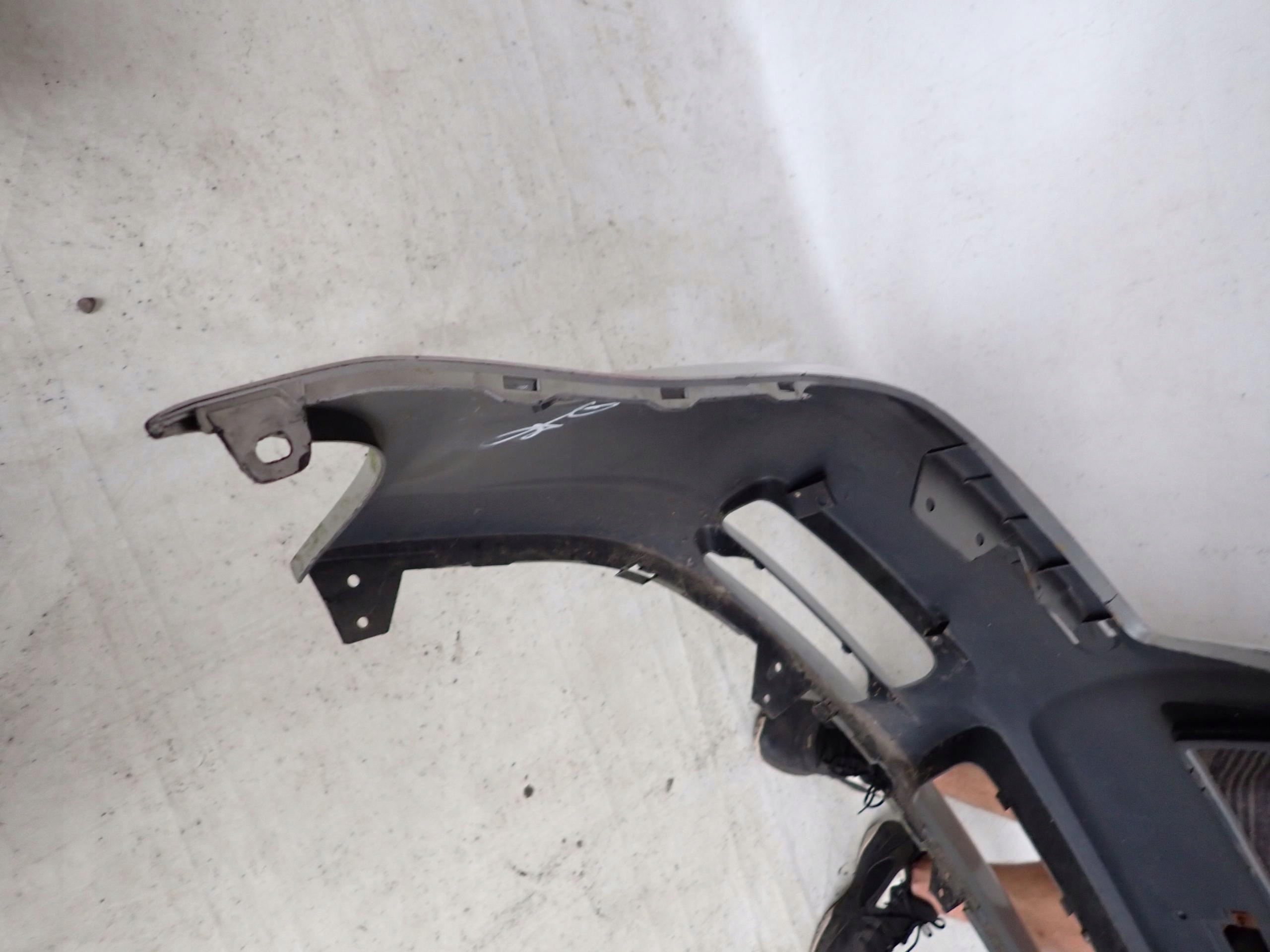 TOYOTA AVENSIS II 2 T25 03-06 bumper front front