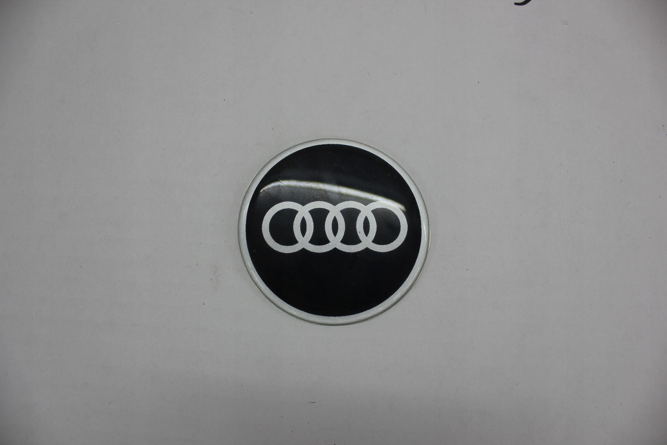 

Audi 47 mm Emblemat Naklejka Na Kolpaki Alu Felgi