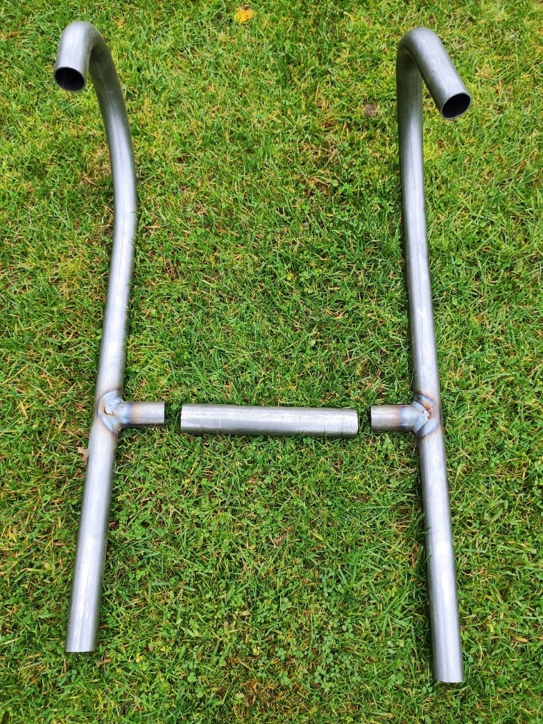 Kolena Výfuková Surová M-72 K-750 MW-750 MT-12