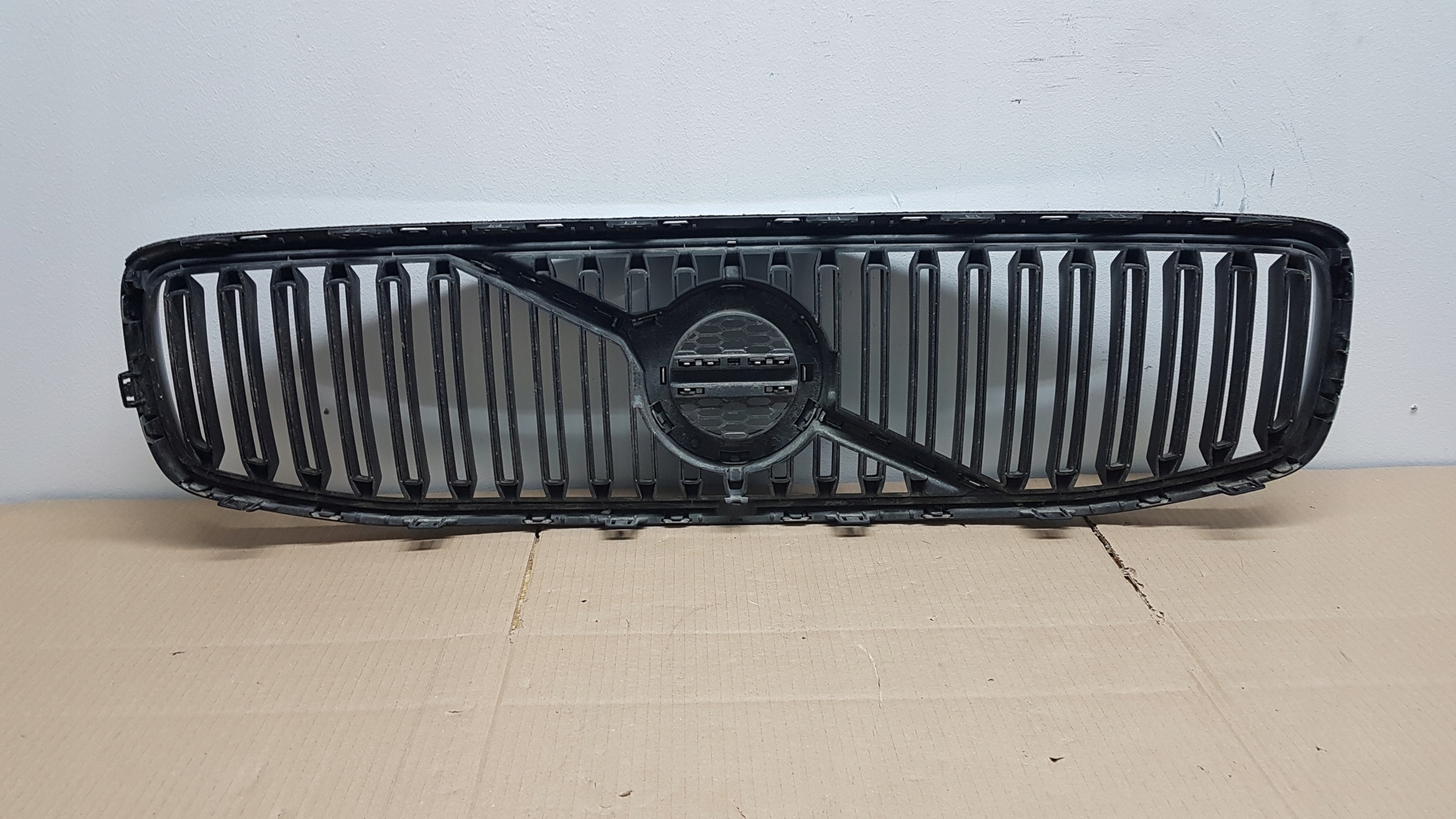 Volvo S90/V90 V90 Kühlergrill FRONTGRILL Kühlergitter 73138351 - Thumbnail 8