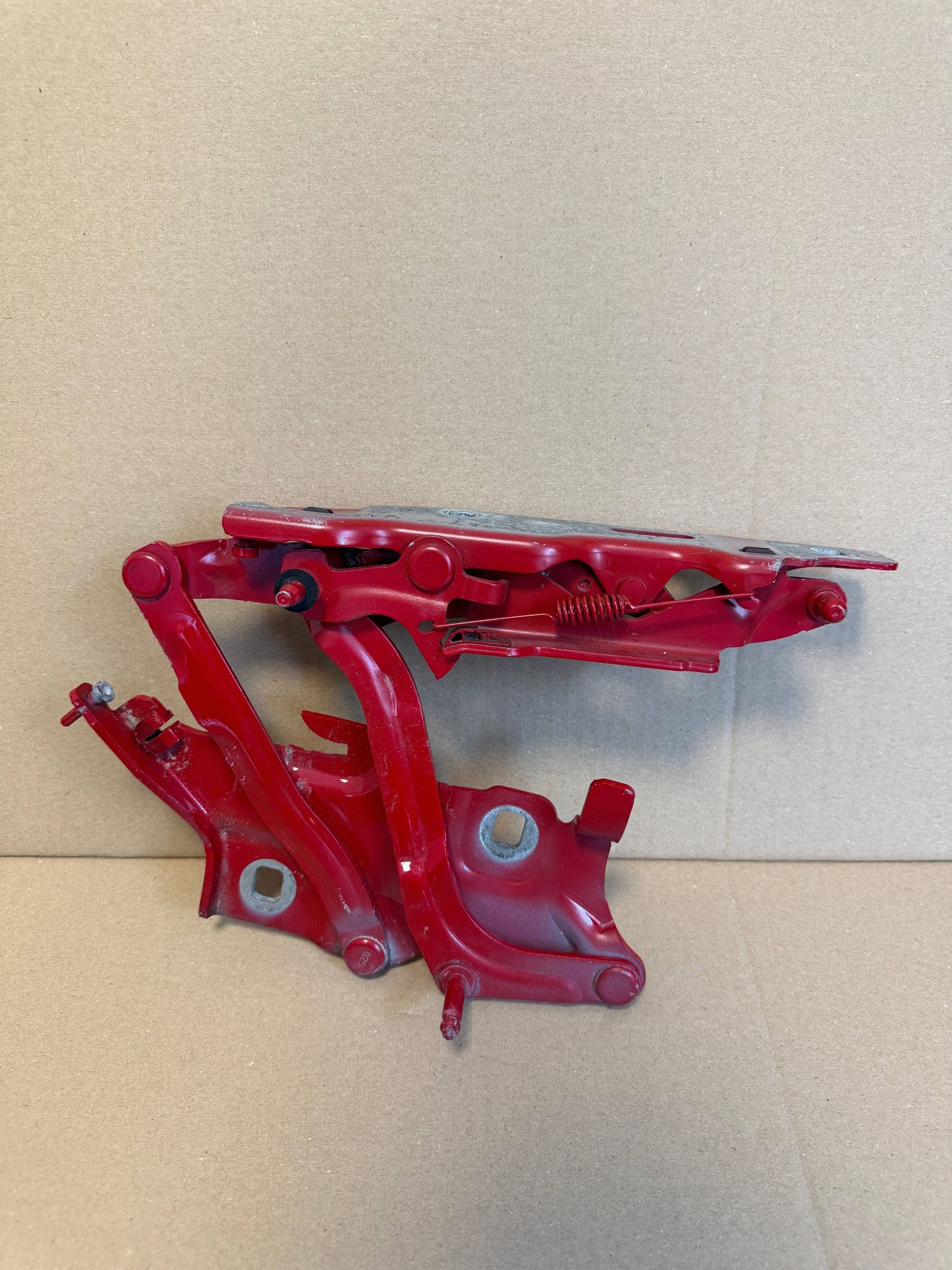 AUDI A5 II hinge bonnets right front 8W6823302E