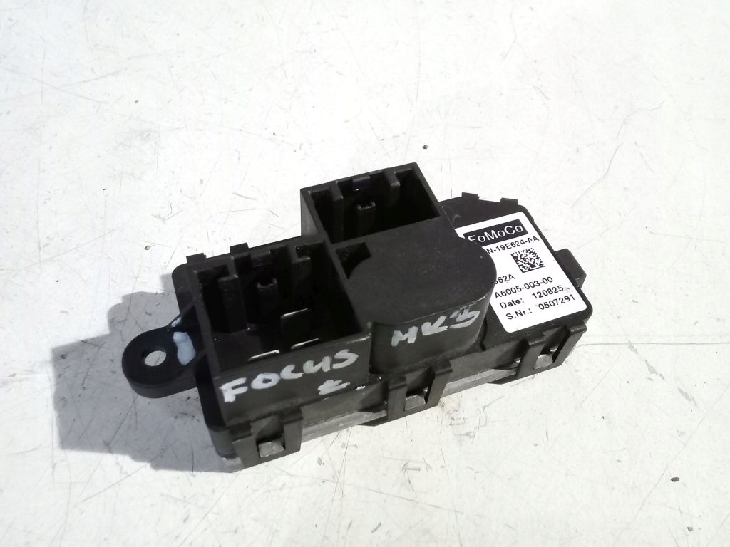 Ford Focus MK3 heater resistor