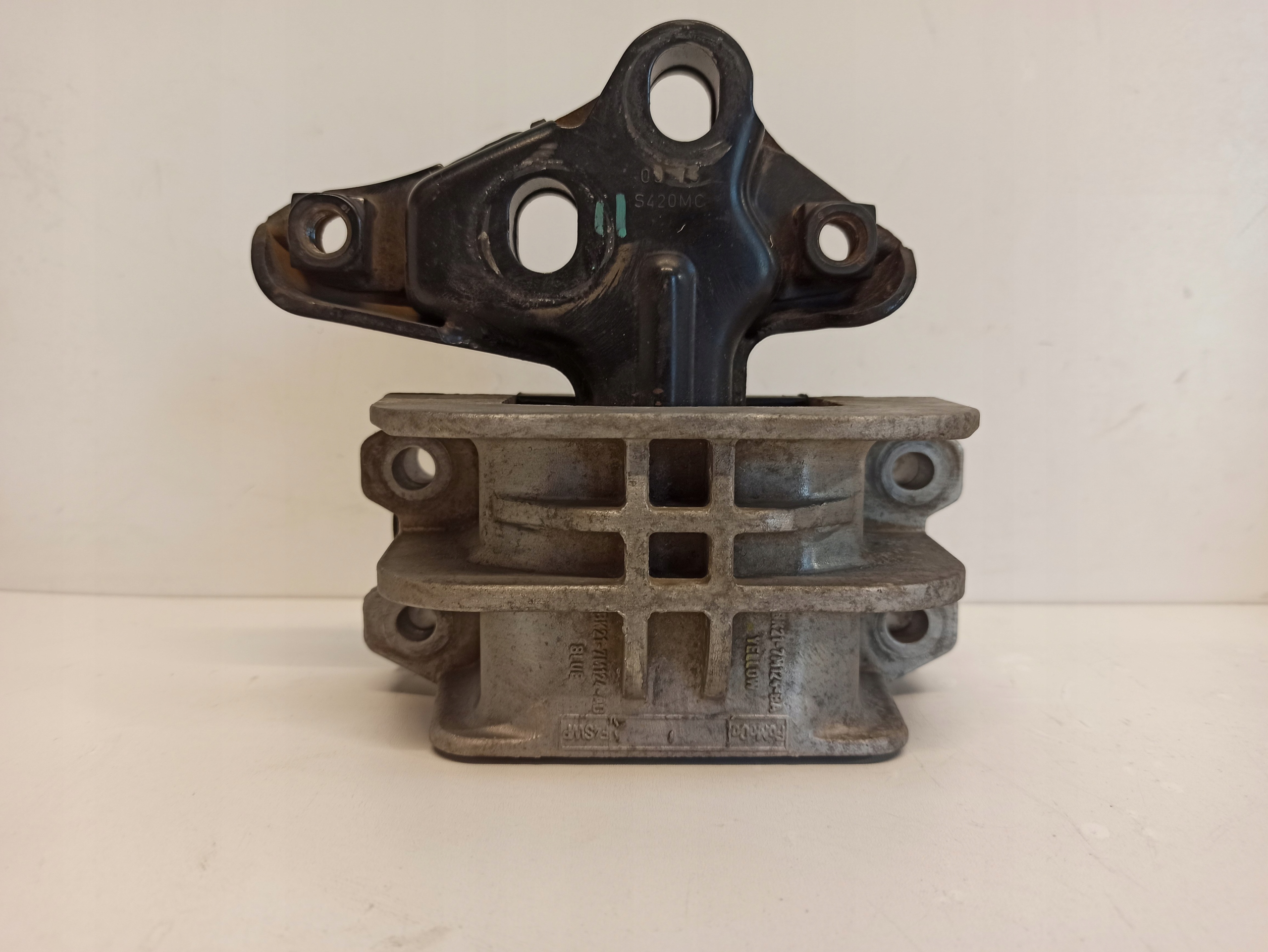 ЛАПА ПОДУШКА КОРОБКИ ПЕРЕДАЧ TRANSIT BK21-7M124-BA