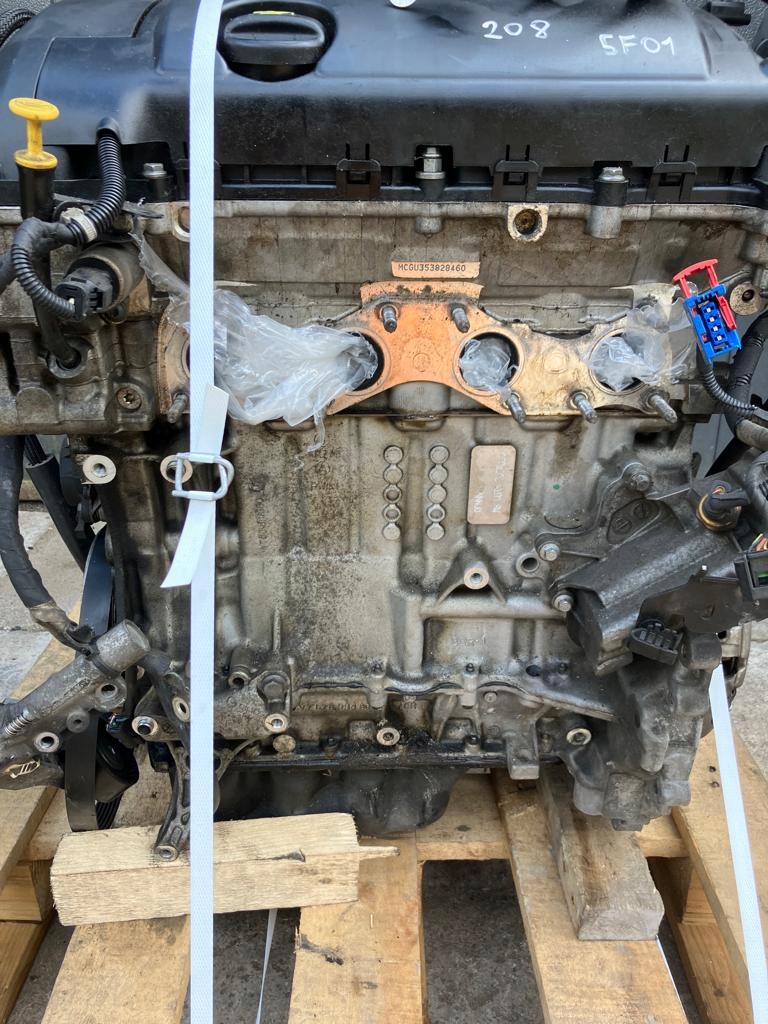 engine KOMPLET 1.6 VTI PEUGEOT 208 5F01 10FHCA