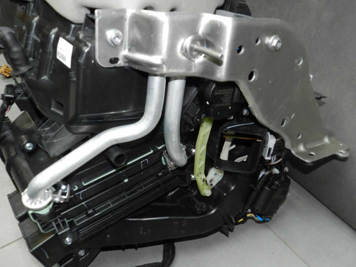 VW JETTA 5C Bloc de chauffage complet 5C1820003JD