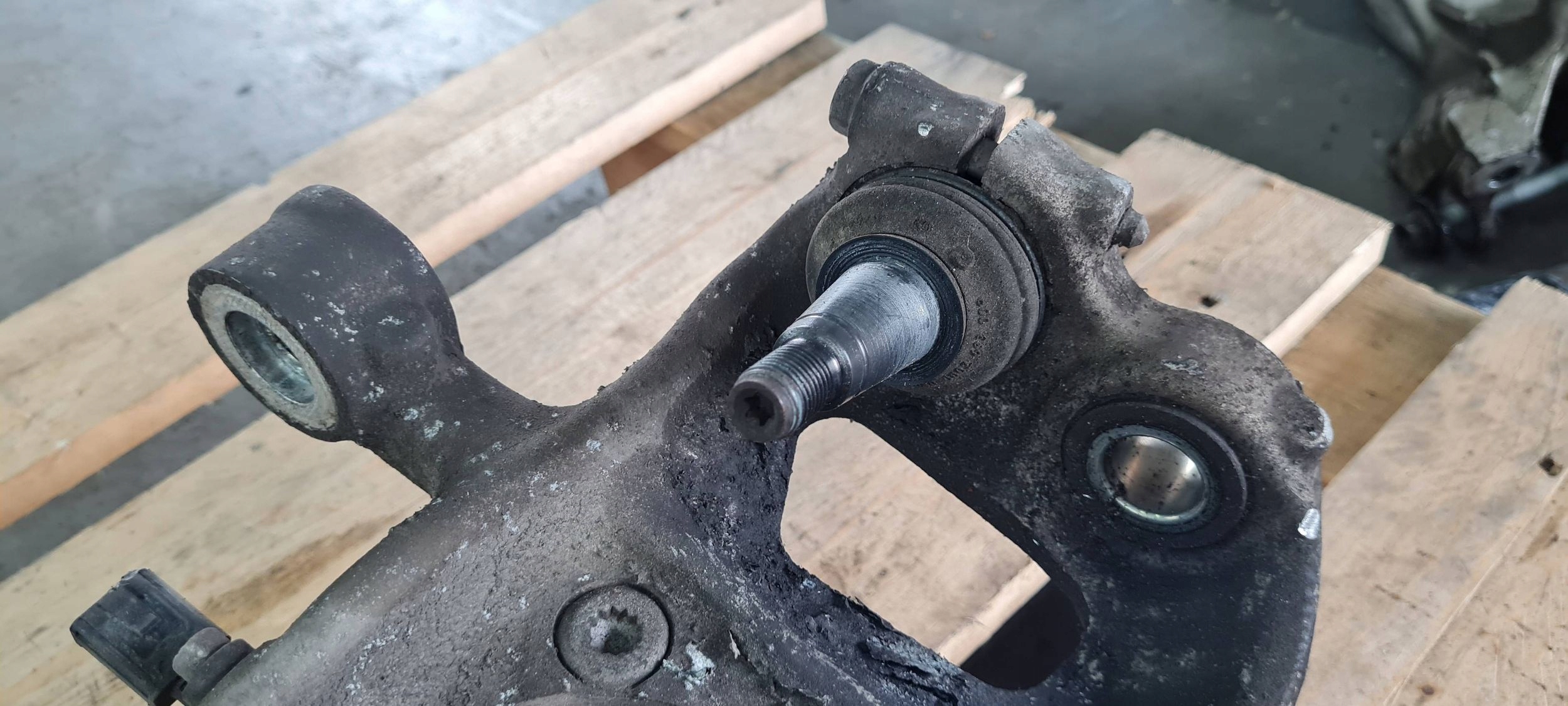 A4 B9 8W swing left left front 2.0 TDI 8W0407253F A5 8W