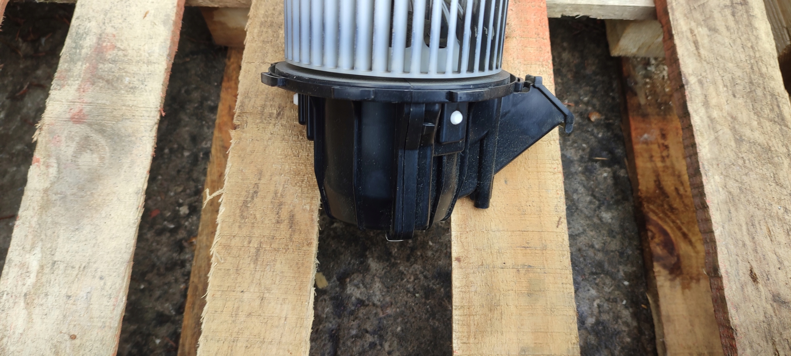 heating fan air conditioning devices AUDI A5 A4 B8 U0852003