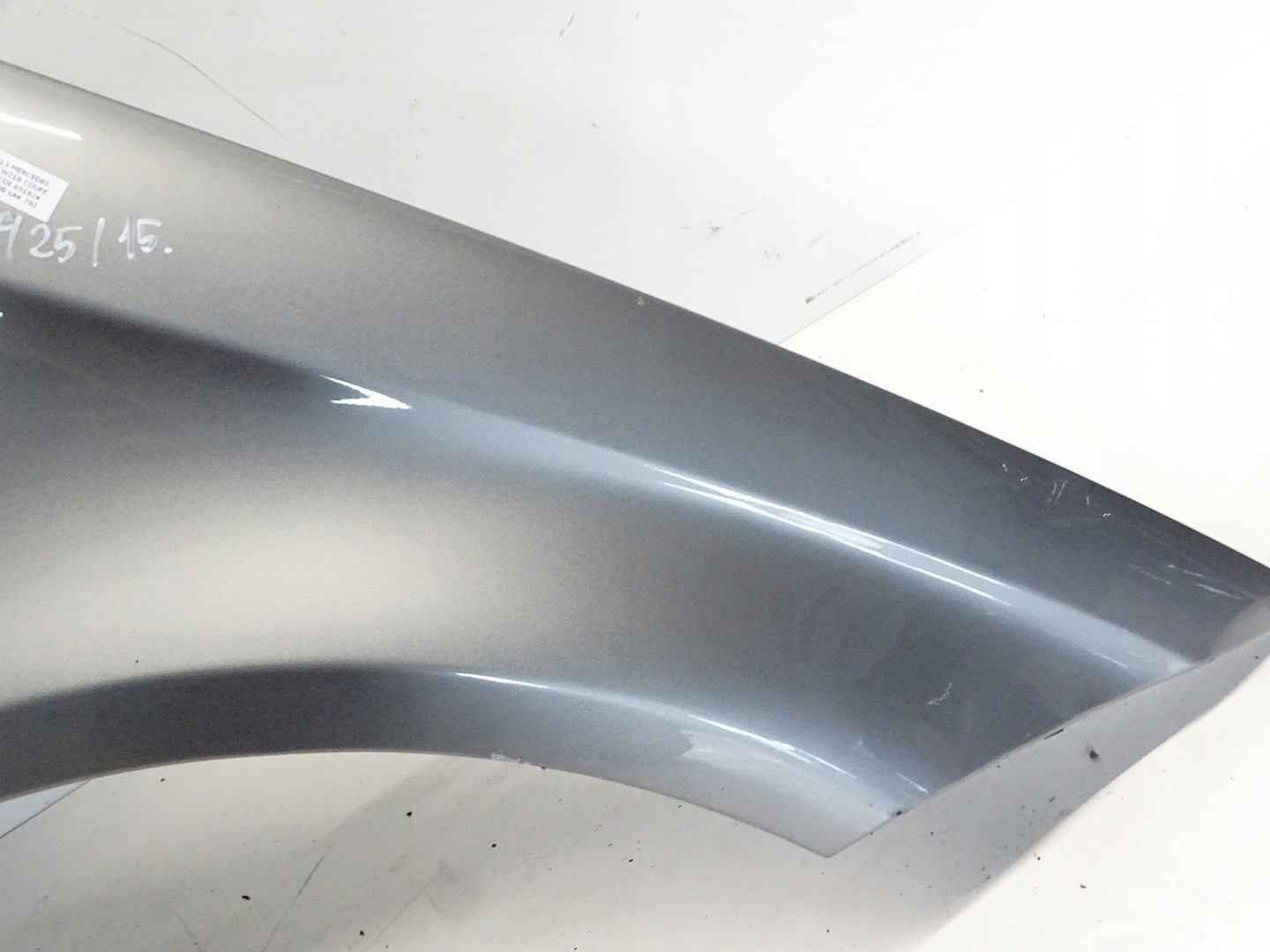 fender right front front MERCEDES CLS W218 792