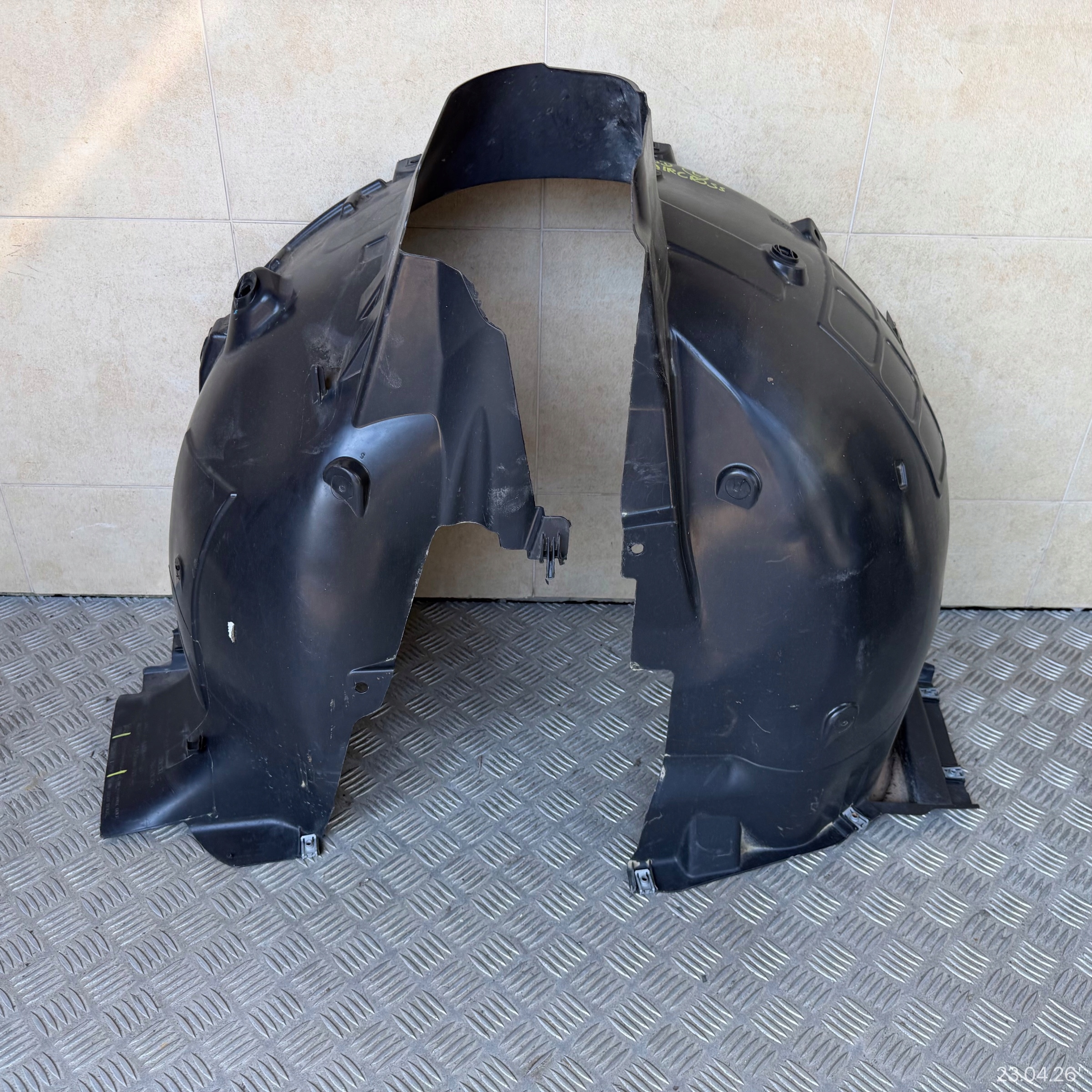 mudguard front left CITROEN C5 AIRCROSS 9827397480