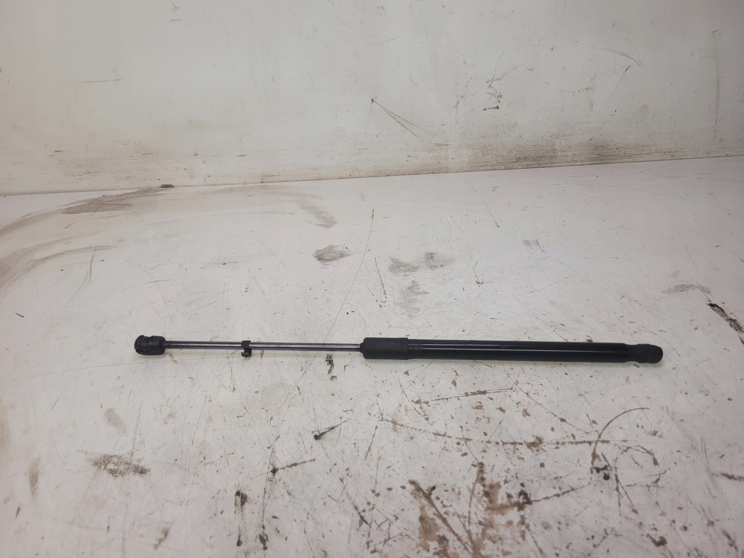 damper telescope bonnet rear part AUDI A4 B9 8W9827552C