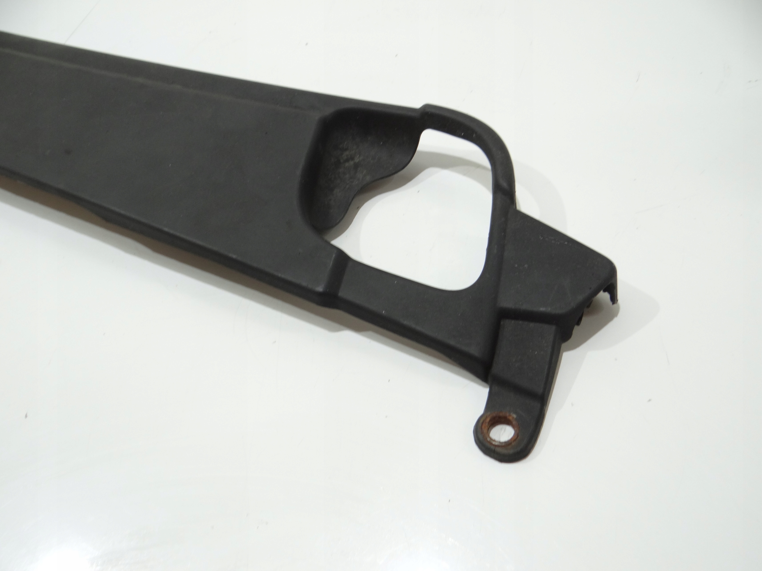 kryt krytka stěny předního BMW E60 E61 (4287737)