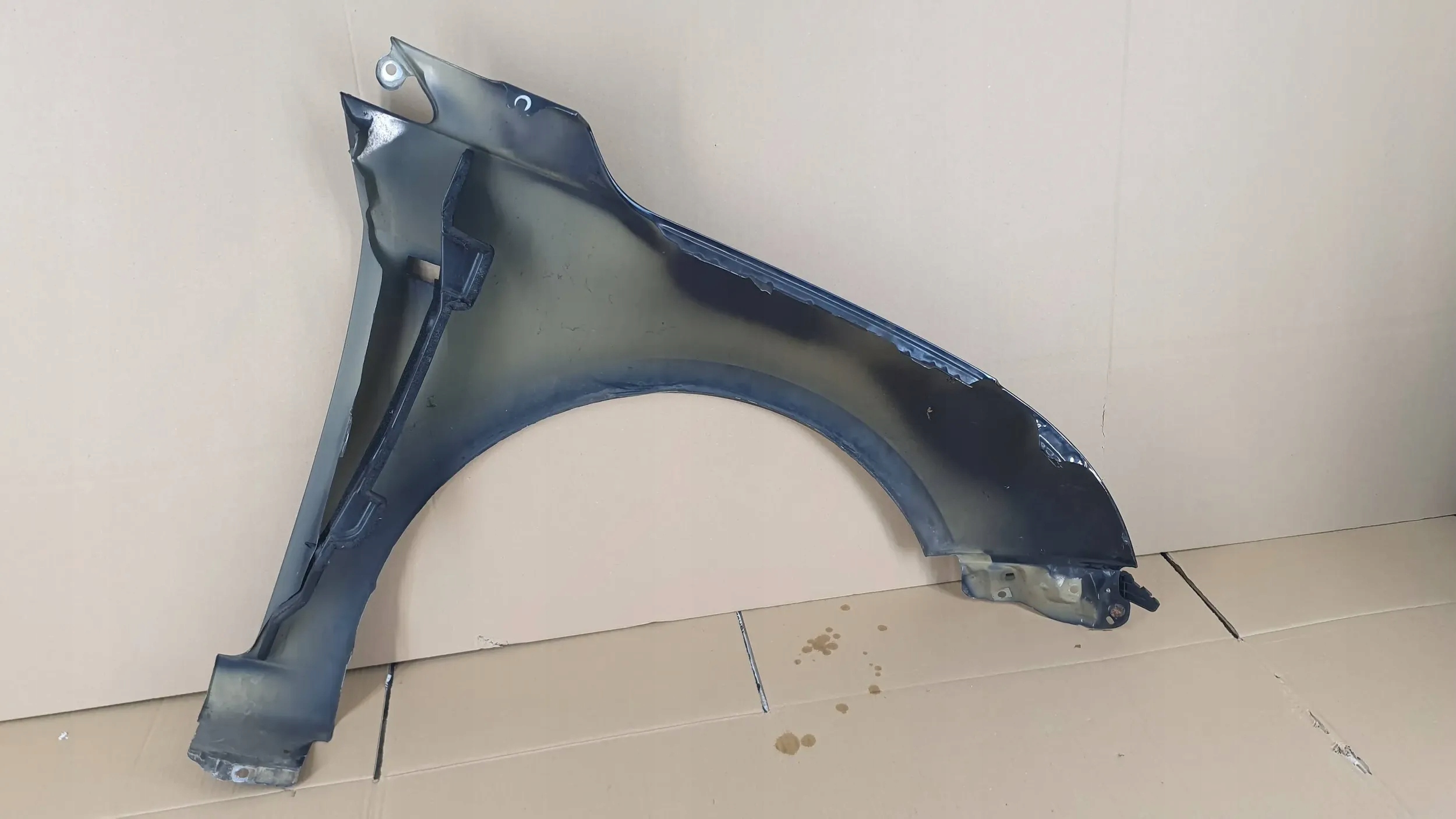 Chevrolet Cruze left fender front front $