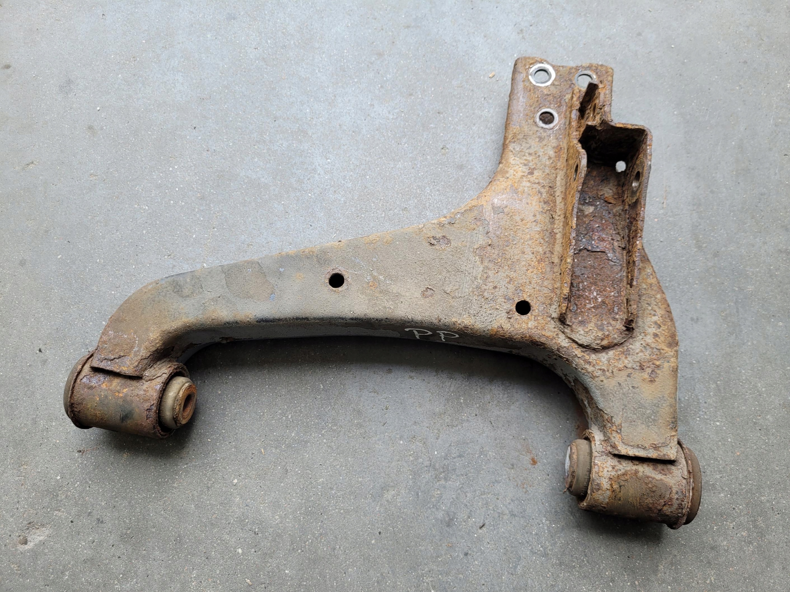arm front front right SSANGYONG RODIUS II