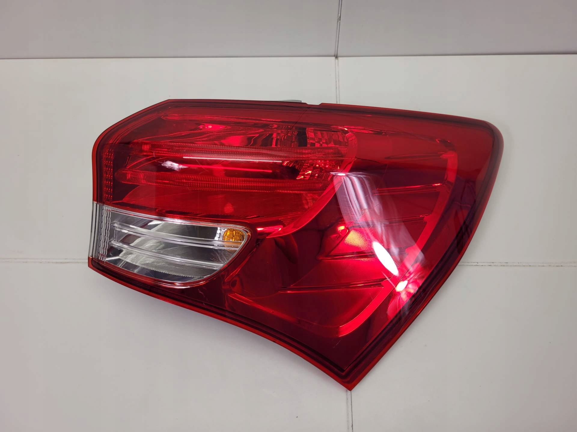 light rear right side Hyundai ix20 facelift 2016 92402-1K0
