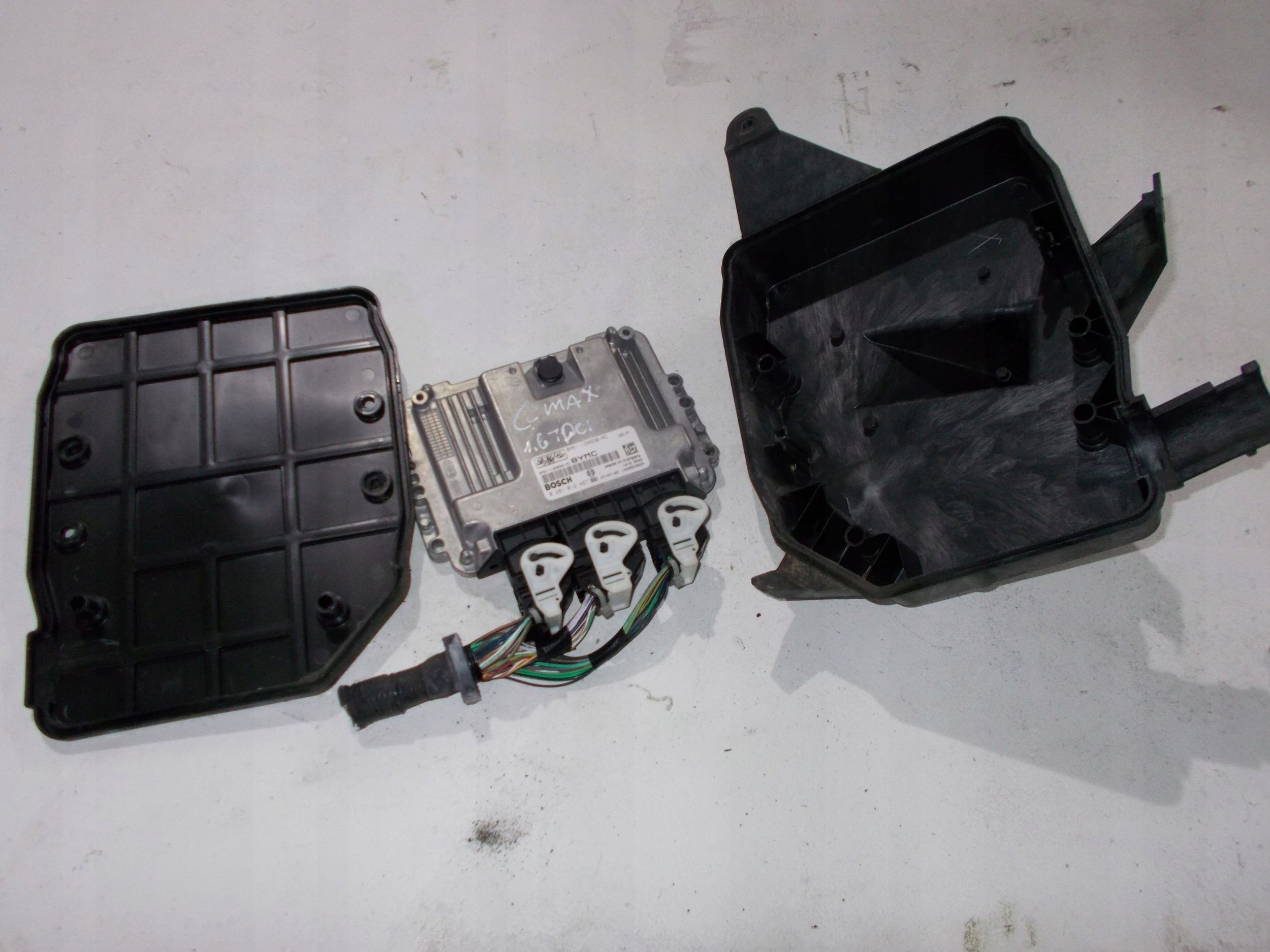 FORD C-MAX FIESTA MK7 1,6 TDCI computer control unit 07R- 8M5112A650MC