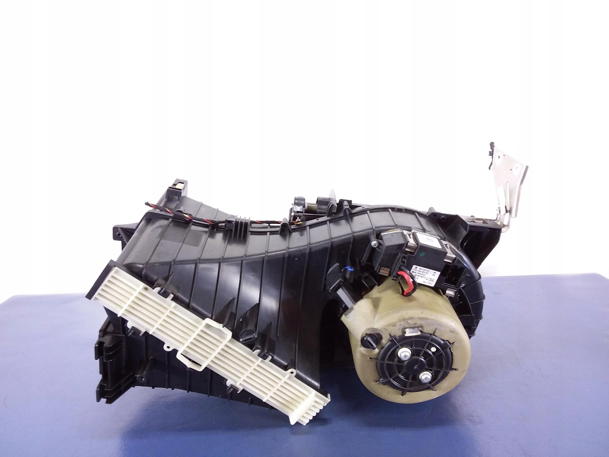 AUDI A5 8T COUPE вентилятор