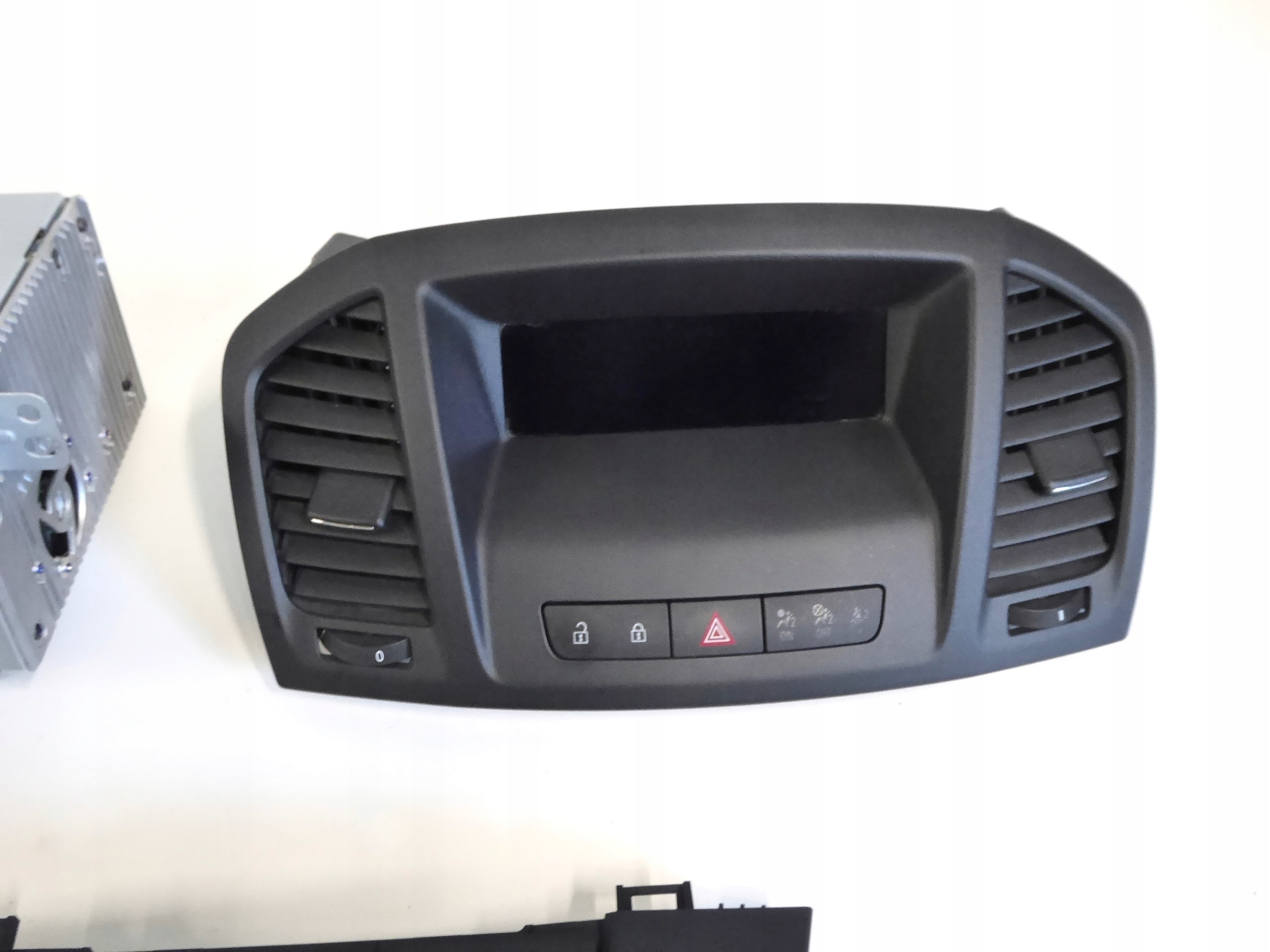RADIO CDC 400 display running board OPEL INSIGNIA