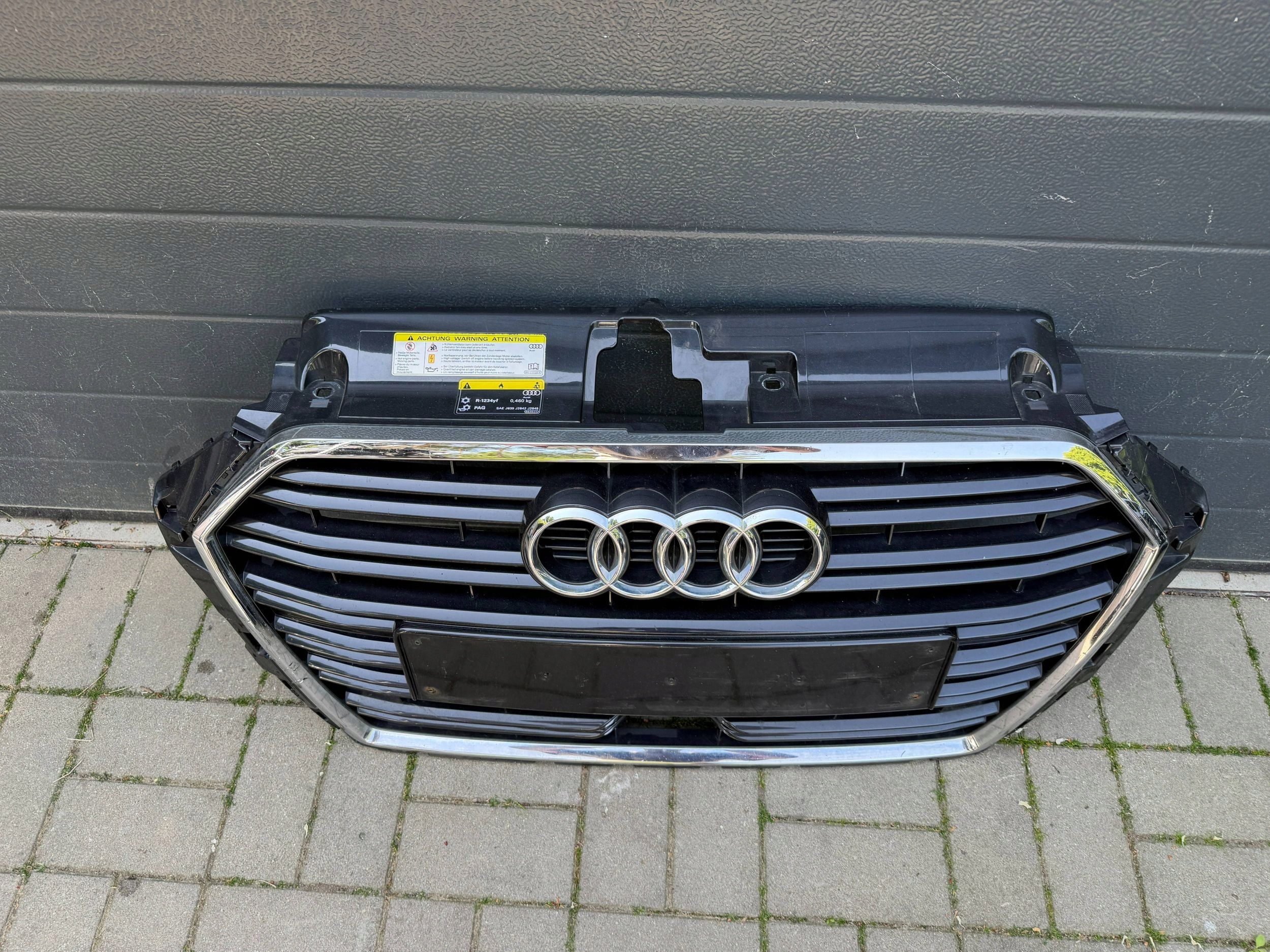 Audi A3 8V Lift 16- grill grille front front