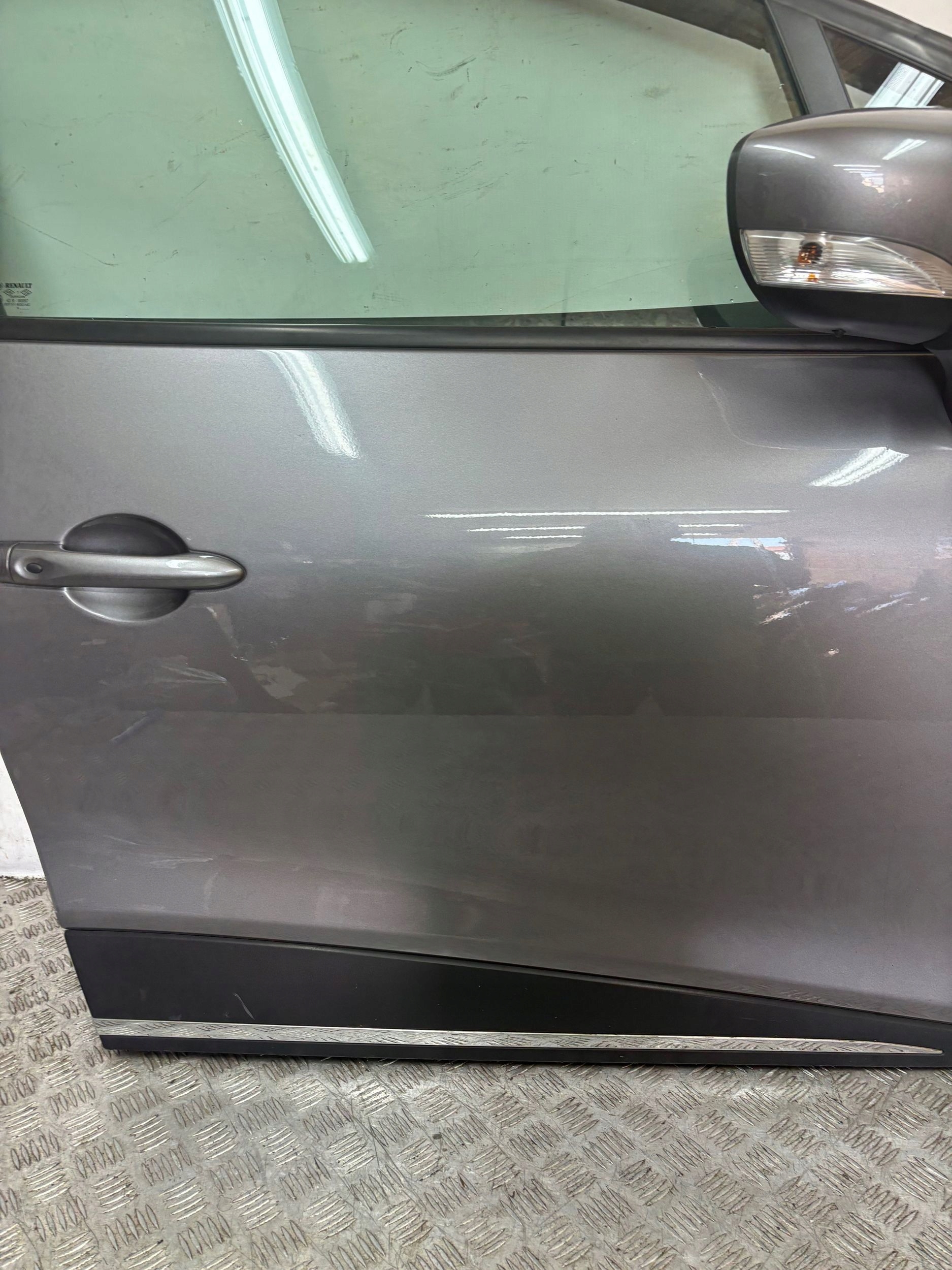 door front front right RENAULT CLIO IV 4 12