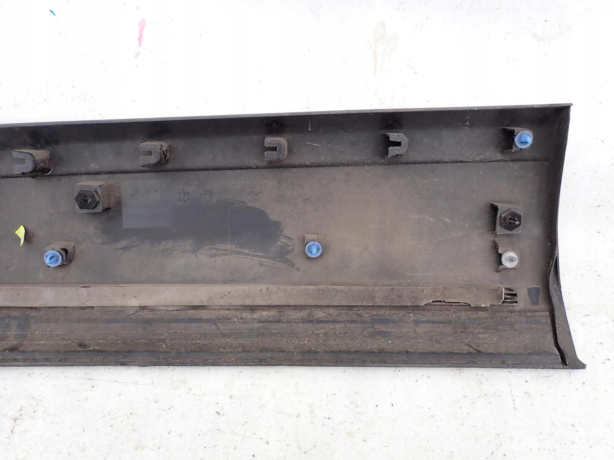 PEUGEOT 3008 II 2 16-> moulding door right front