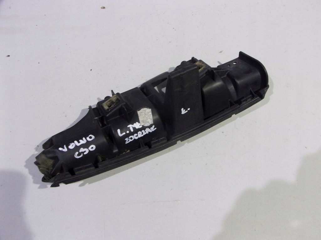 Volvo C30 support holder of a bumper left rear part