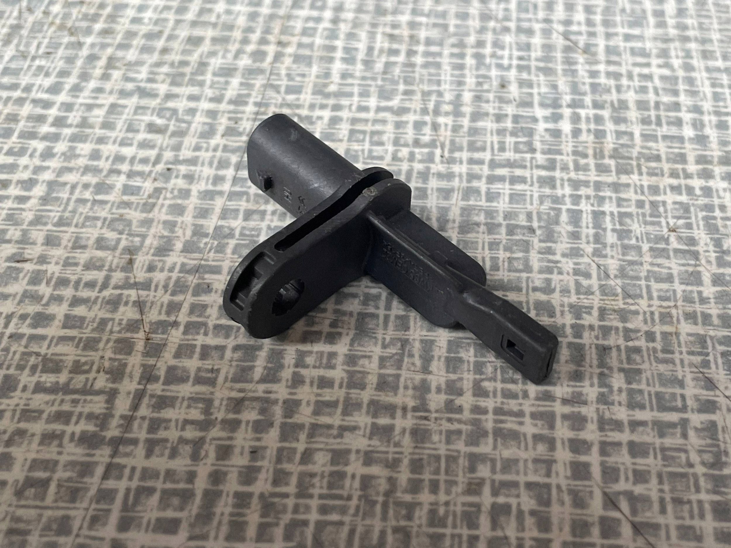 Sensor ABS Peugeot 3008 II 9838571680 Original!! !J