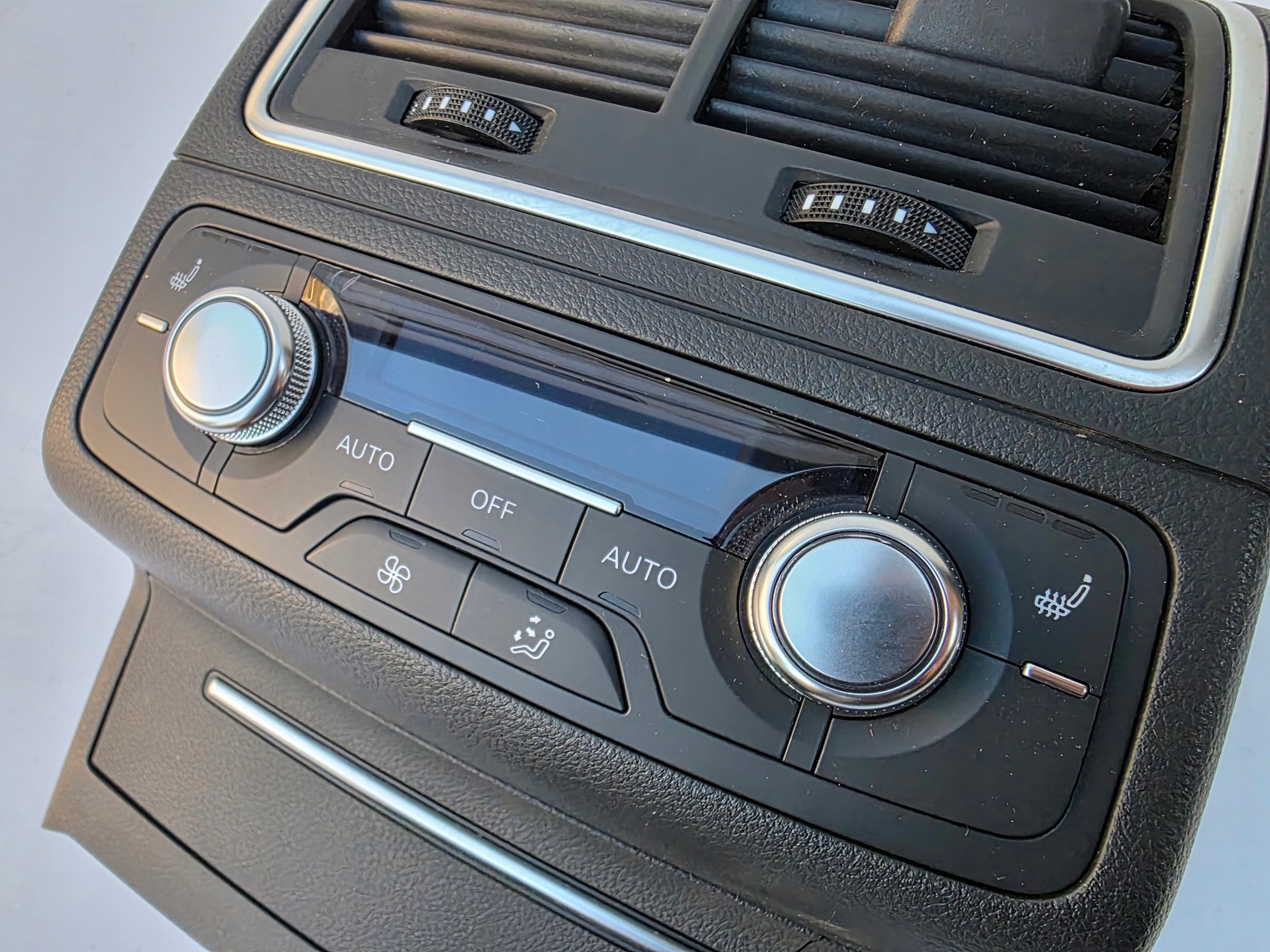 PANEL klimatizaci klími KANAPY 4 STREFY STREFOWA AUDI A6 C7 4G A7