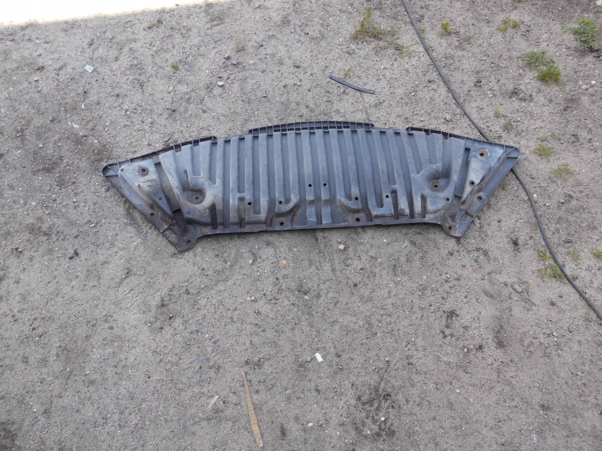 MERCEDES W204 Blende Abdeckung unter Stoßstange SPOILER