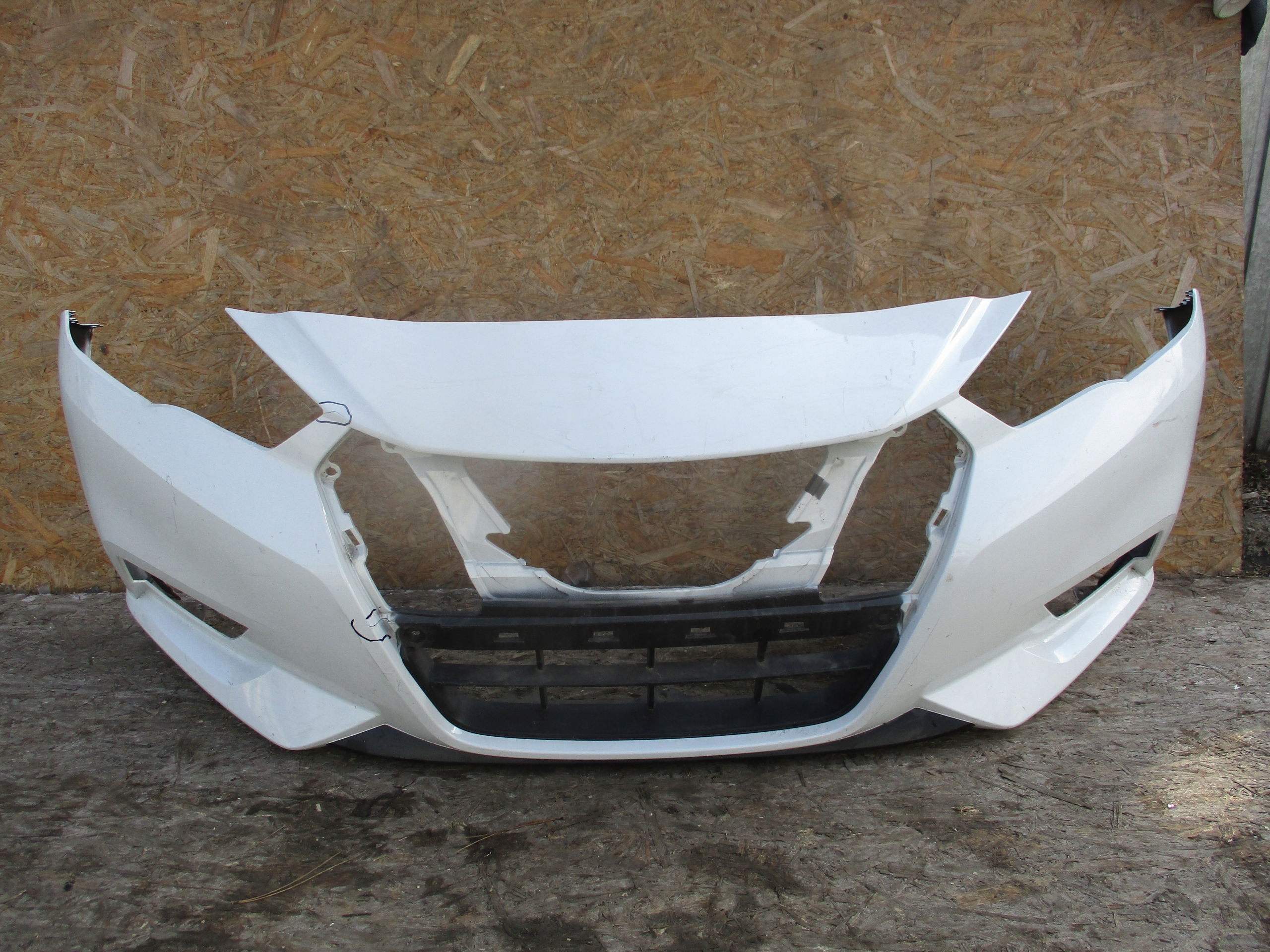 bumper front Nissan Micra K14 16