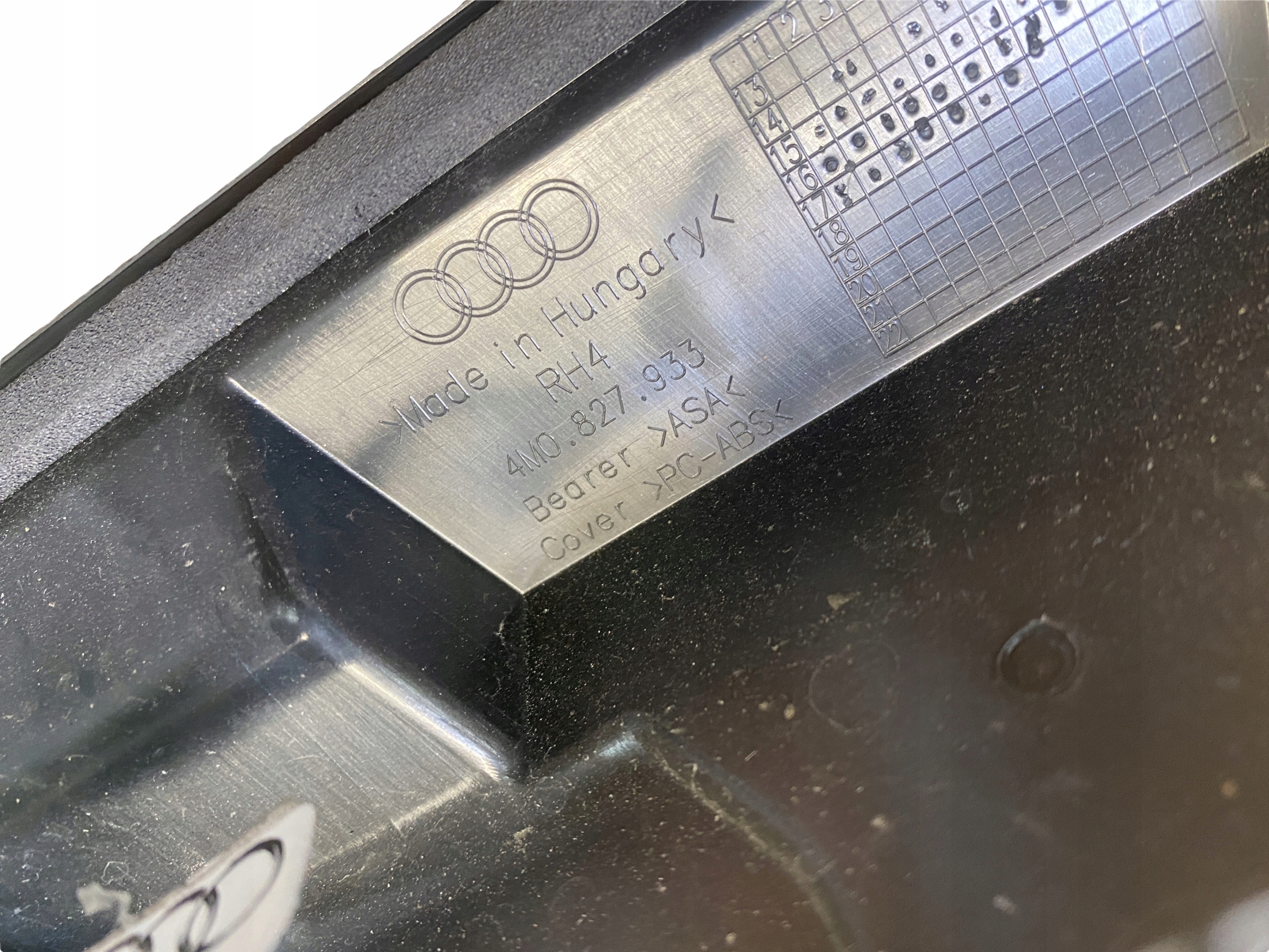 AUDI Q7 4M LOTKA SPOILER 4M0827933