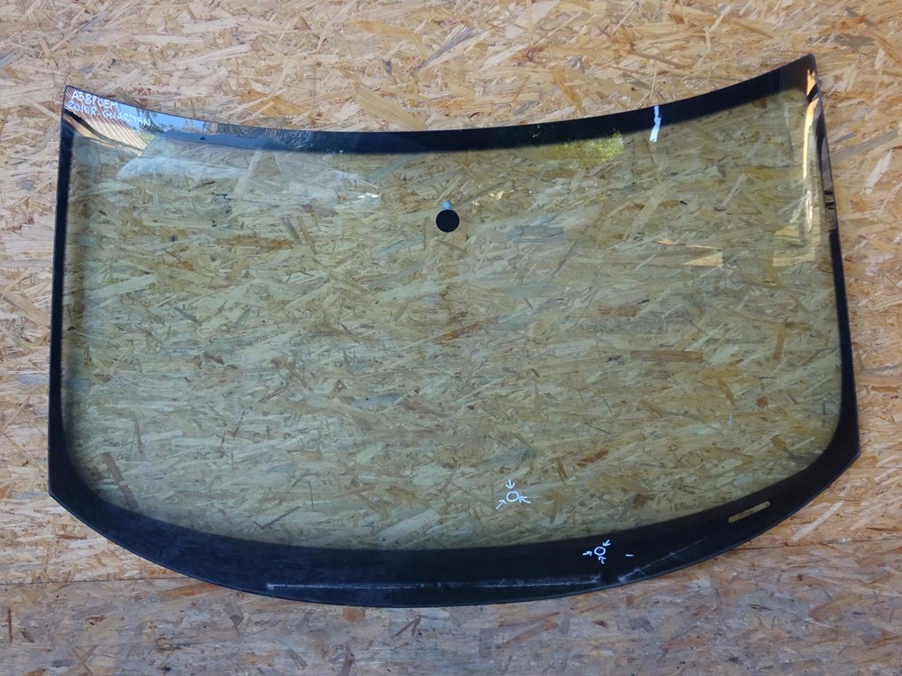 AS1 08-12 - AUDI A3 8P LIFT переднее лобовое стекло 10R