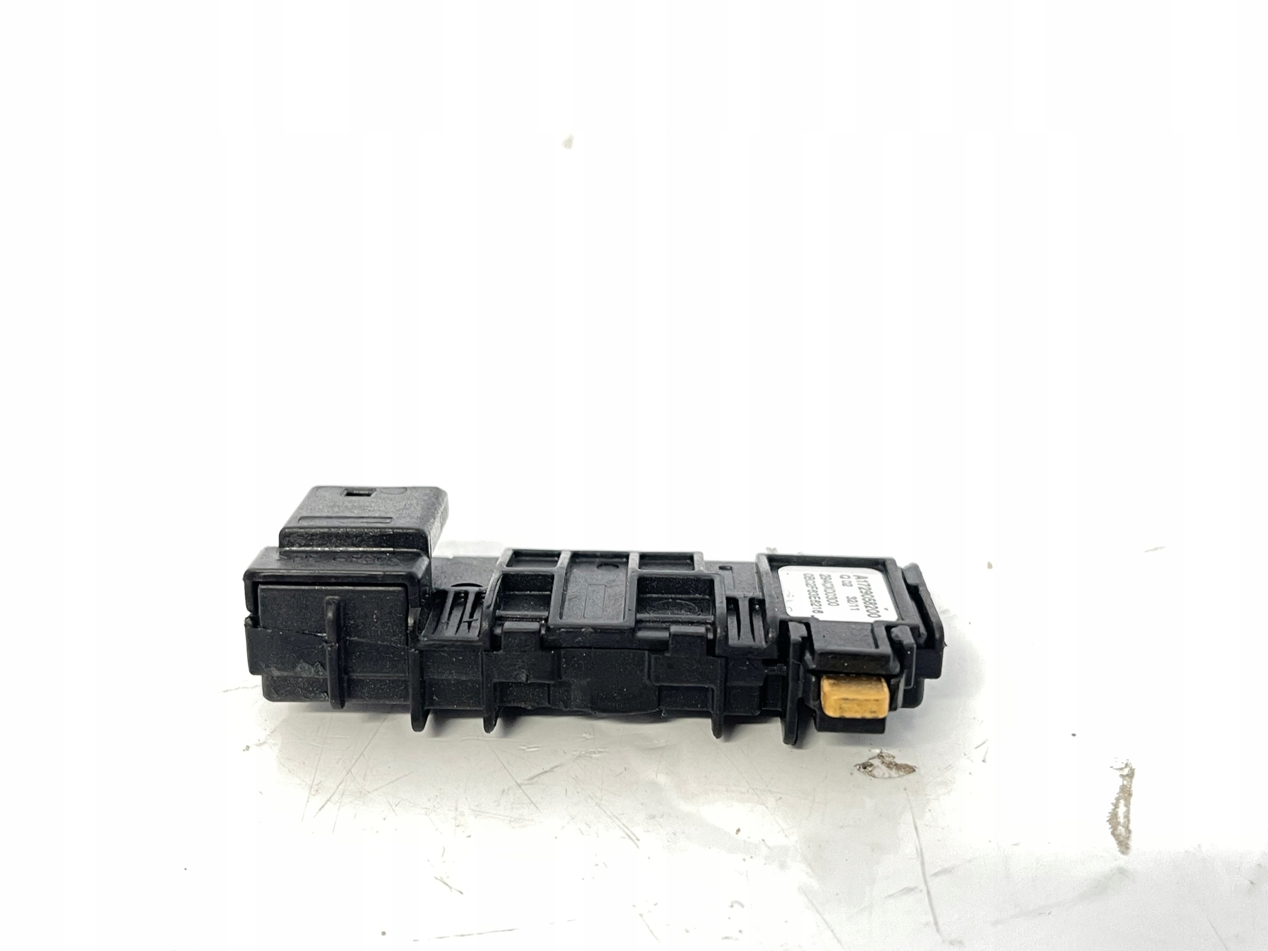 Sensor SENSOR Regen MERCEDES W218 C218 CLS - A1729058200