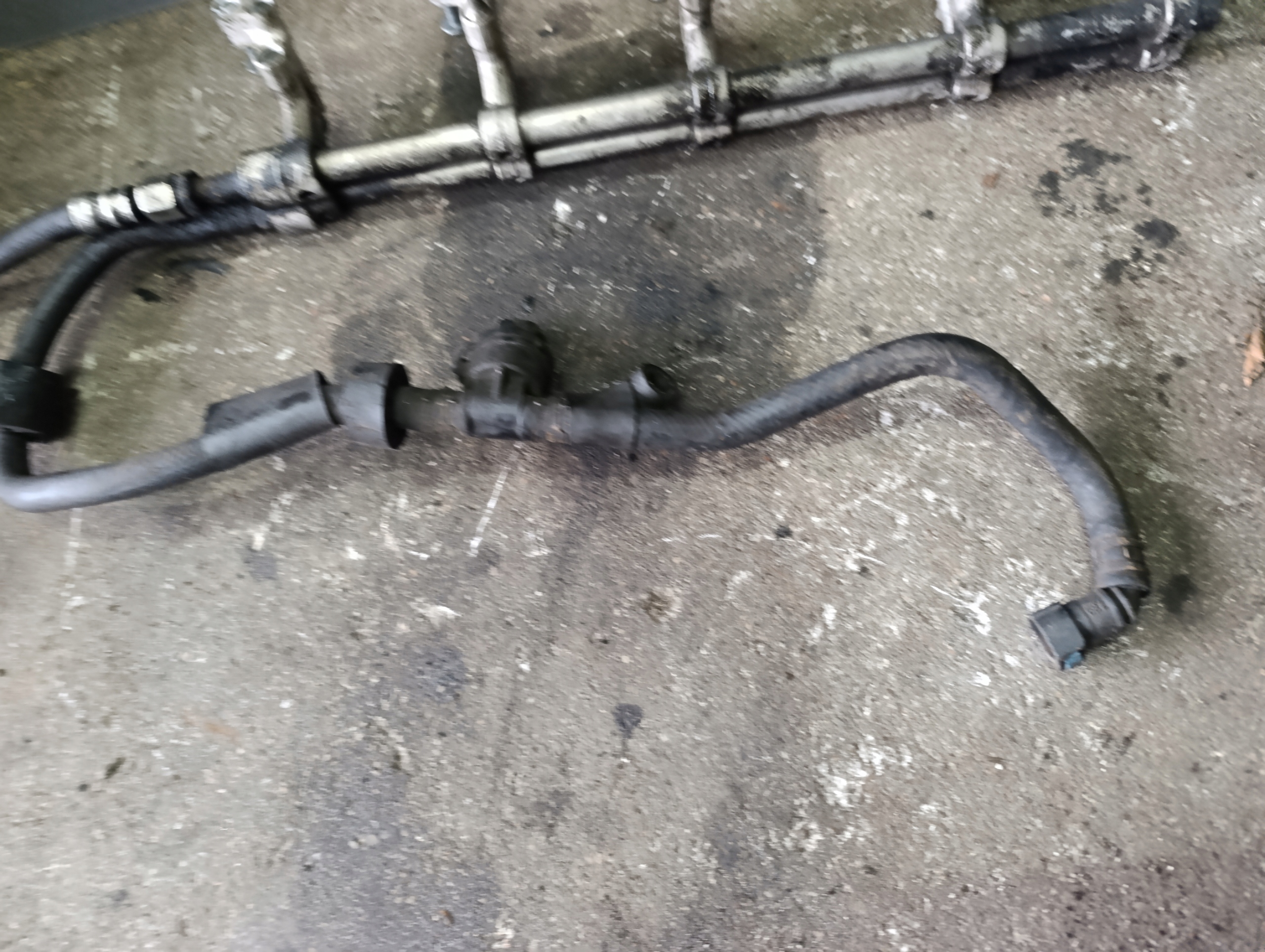VW T5 2.5 TDI AXD AXE BNZ BPC Rampe injection/ Carburant