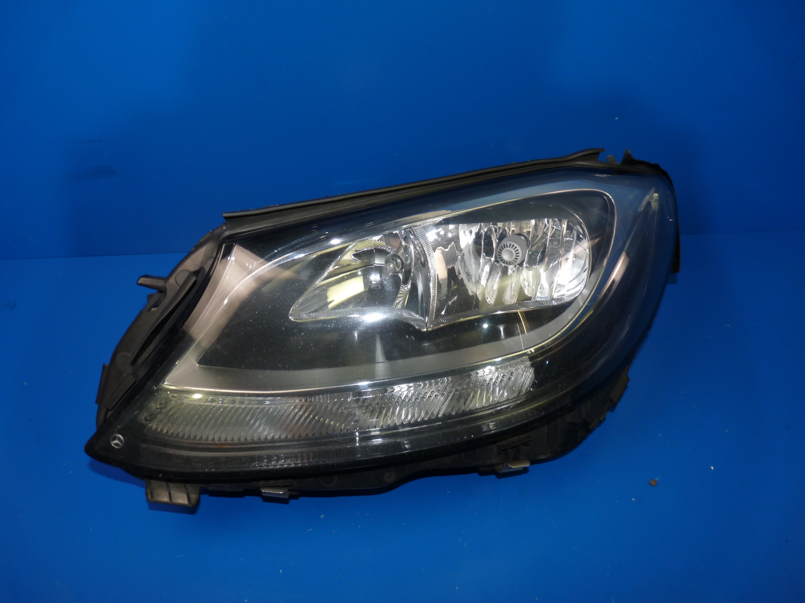 MERCEDES C W205 light left left front front