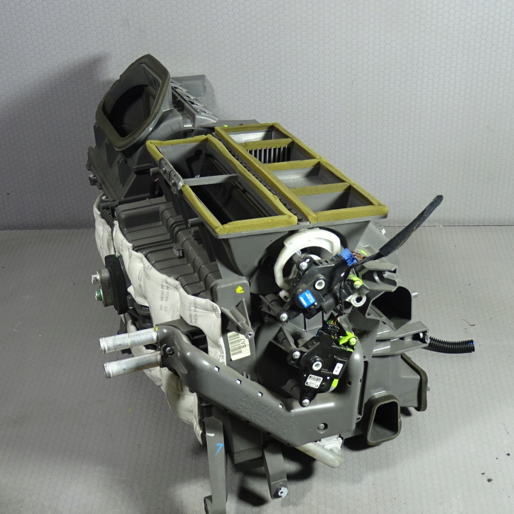 KIA OPTIMA III LIFT HYBR ohřívač KLIMATRONIC