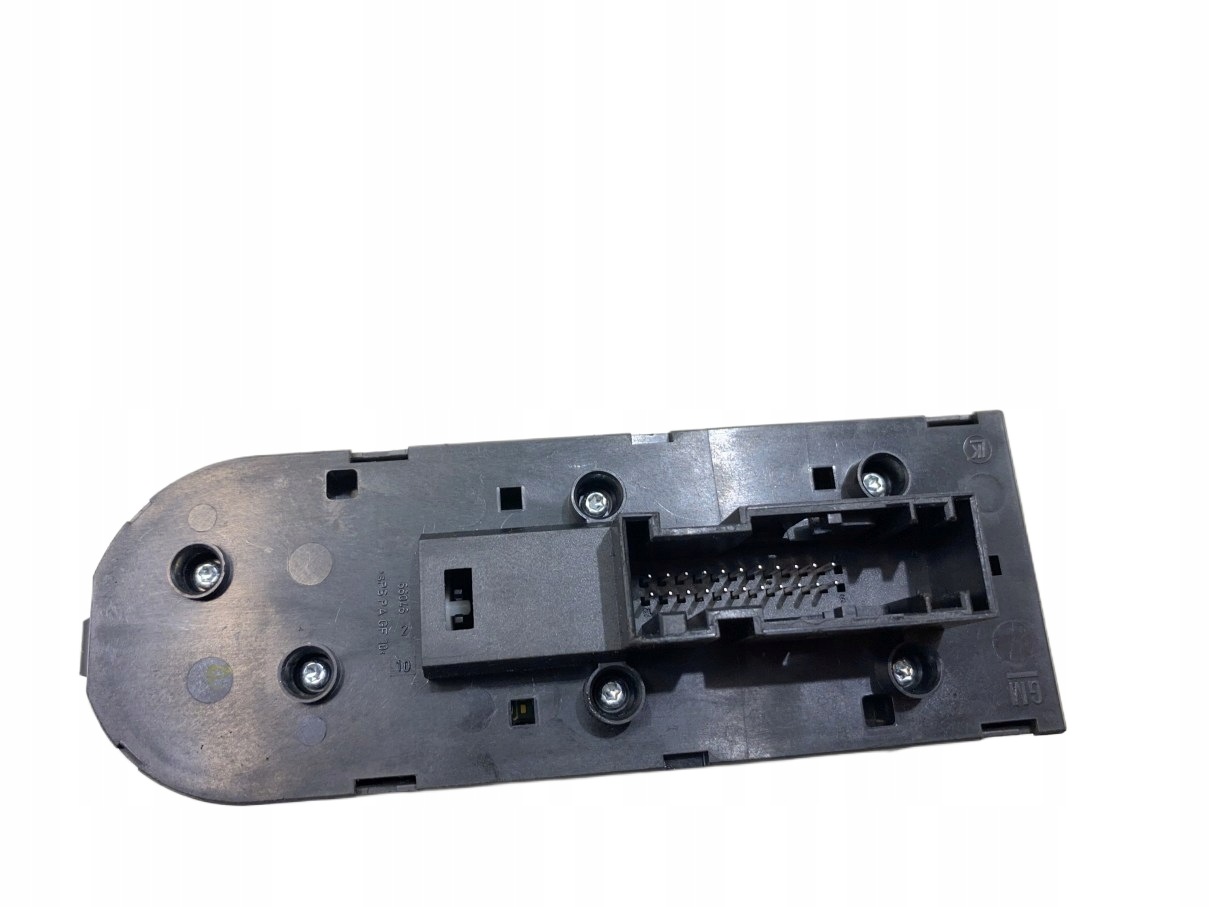 PANEL of the window left front OPEL ZAFIRA B 13209203
